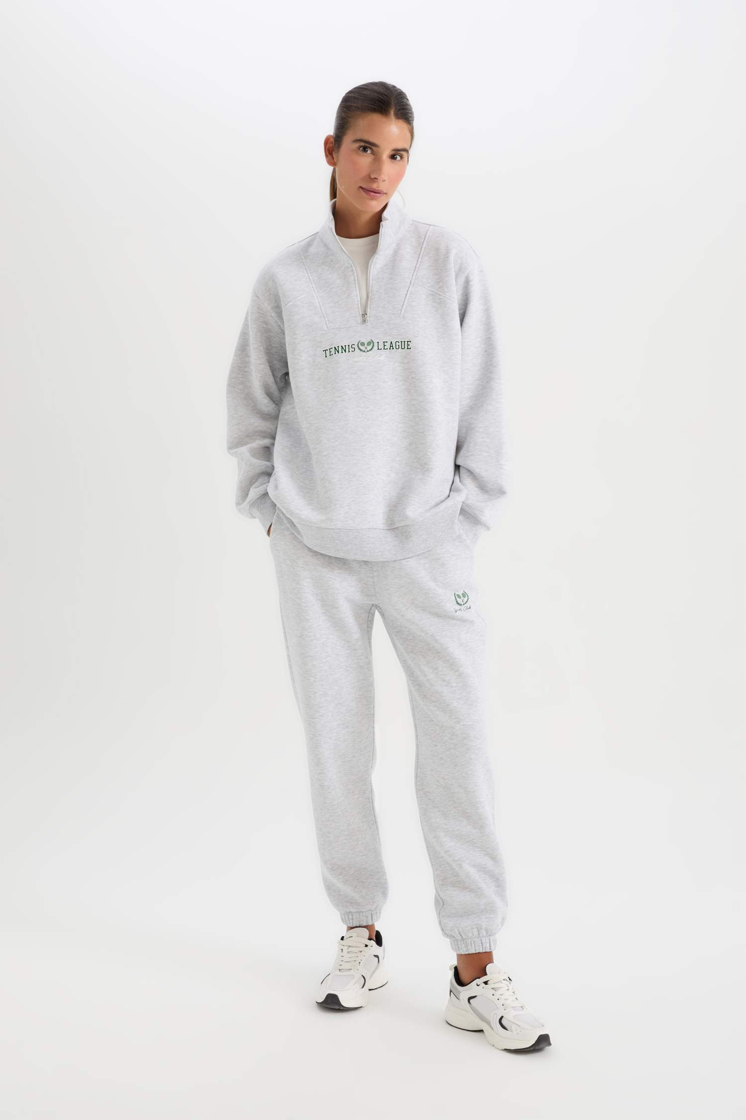 DeFactoFit Oversize Geniş Kalıp Dik Yaka Spor Baskılı Sporcu Sweatshirt