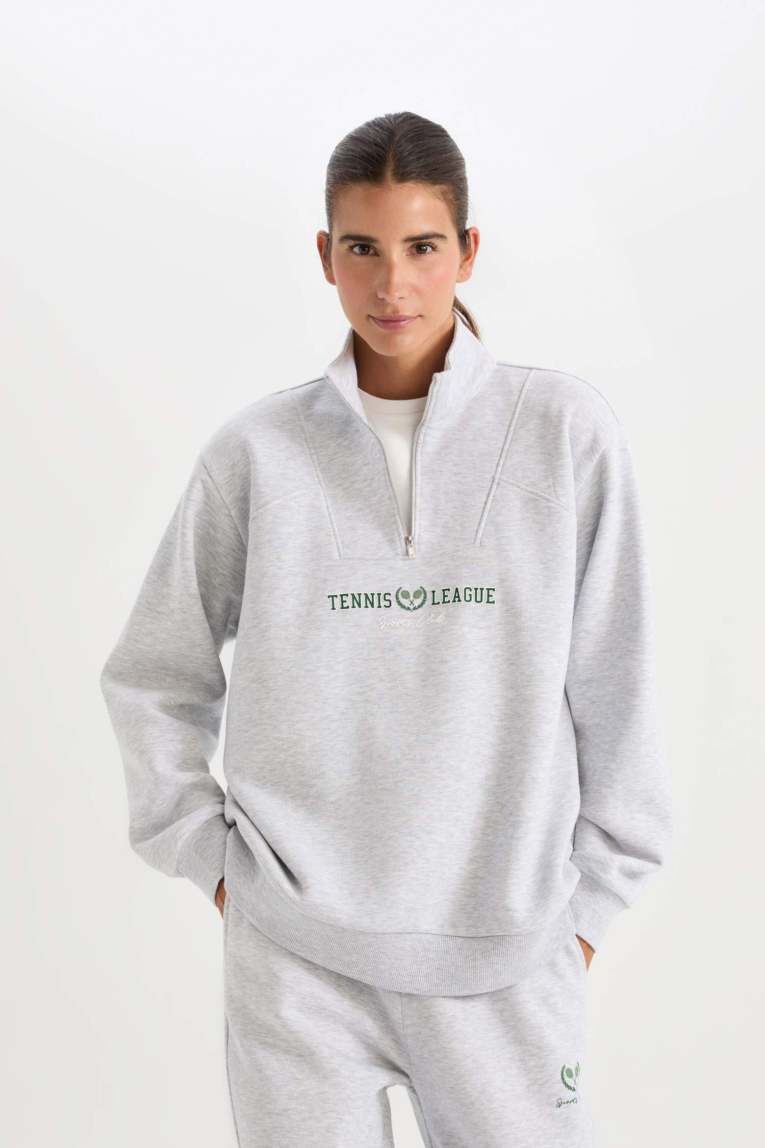 DeFactoFit Oversize Geniş Kalıp Dik Yaka Spor Baskılı Sporcu Sweatshirt