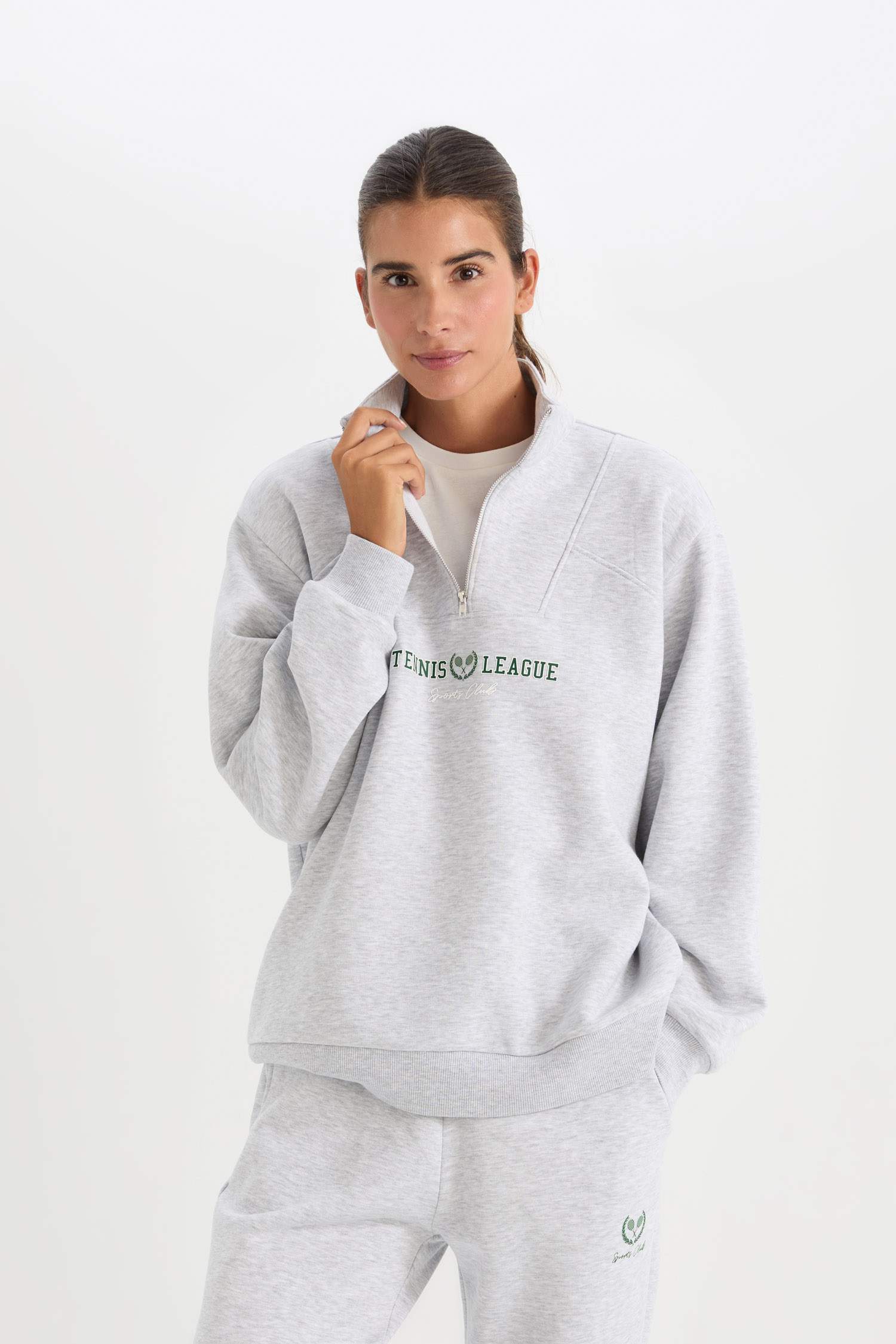 DeFactoFit Oversize Geniş Kalıp Dik Yaka Spor Baskılı Sporcu Sweatshirt