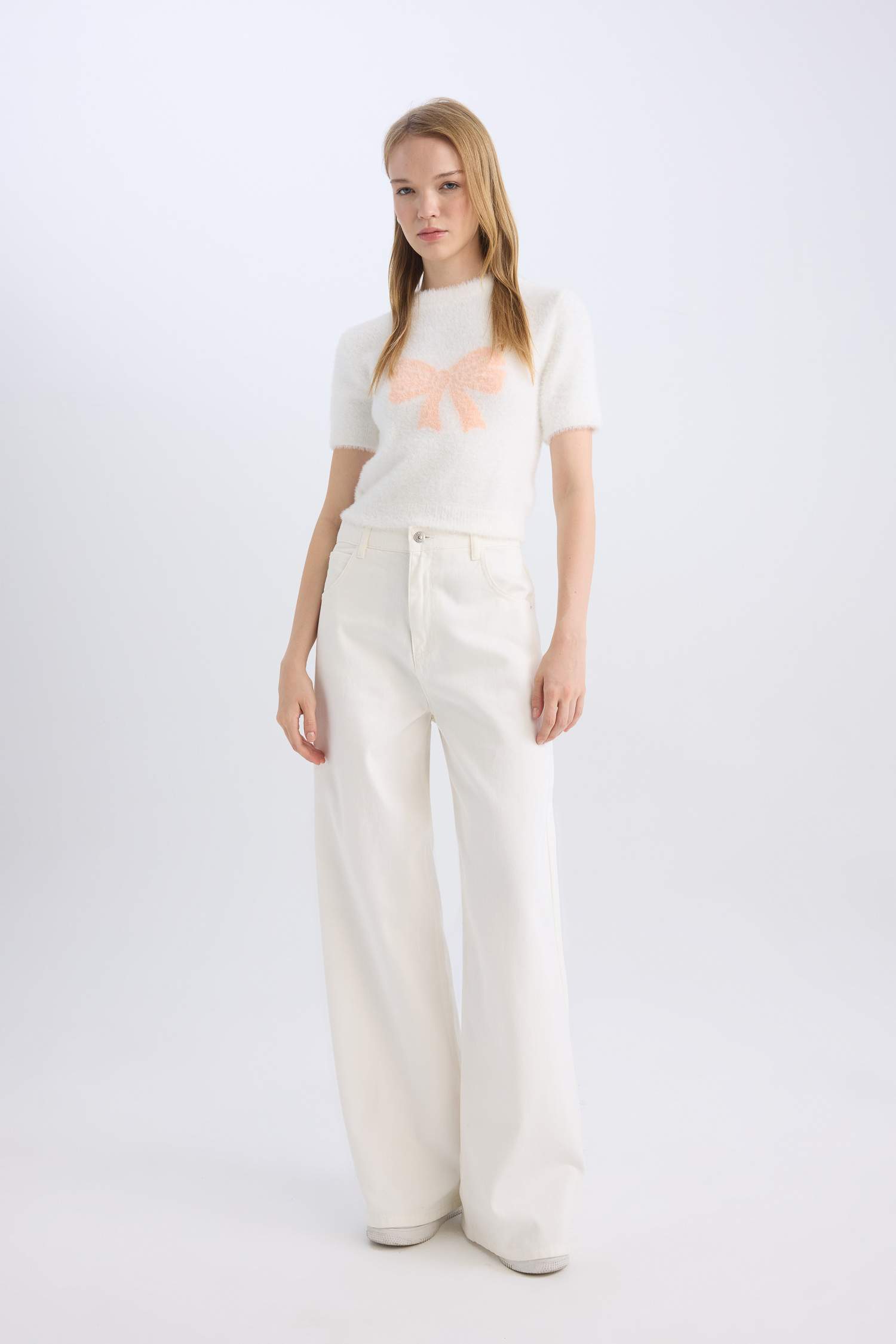 Coool Kurdela Fiyonklu Bisiklet Yaka Kısa Kollu Pelüş İplik Triko Kazak