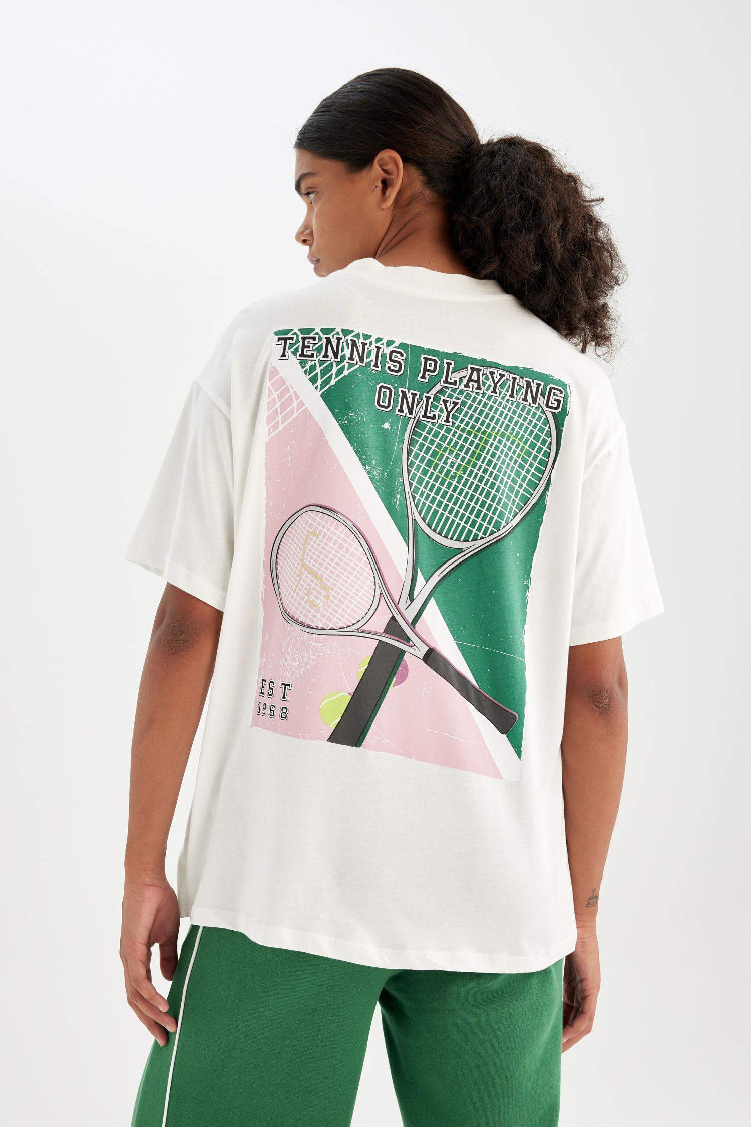 تيشيرت رياضي نص كم واسع