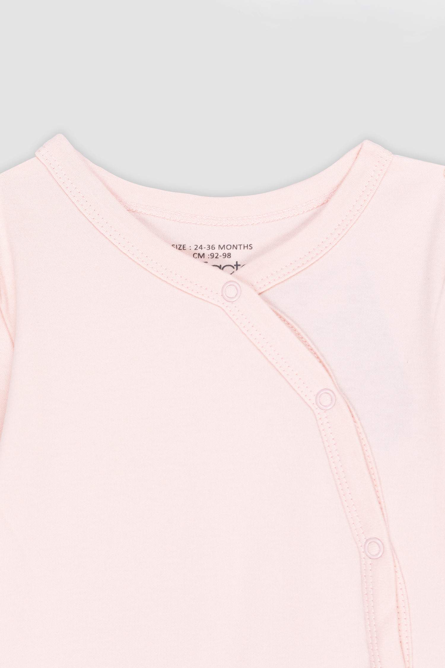 جمبسوت بيبي بناتي حديثي الولادة بطبعة قلب - قطعتين