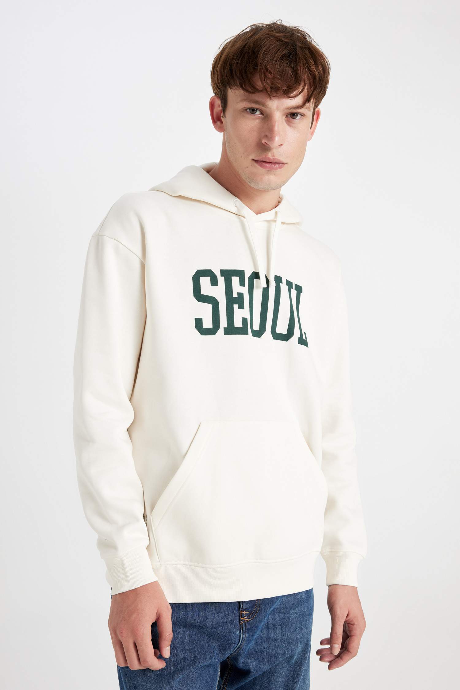 Boxy Fit Kapüşonlu Cepli Baskılı Sweatshirt
