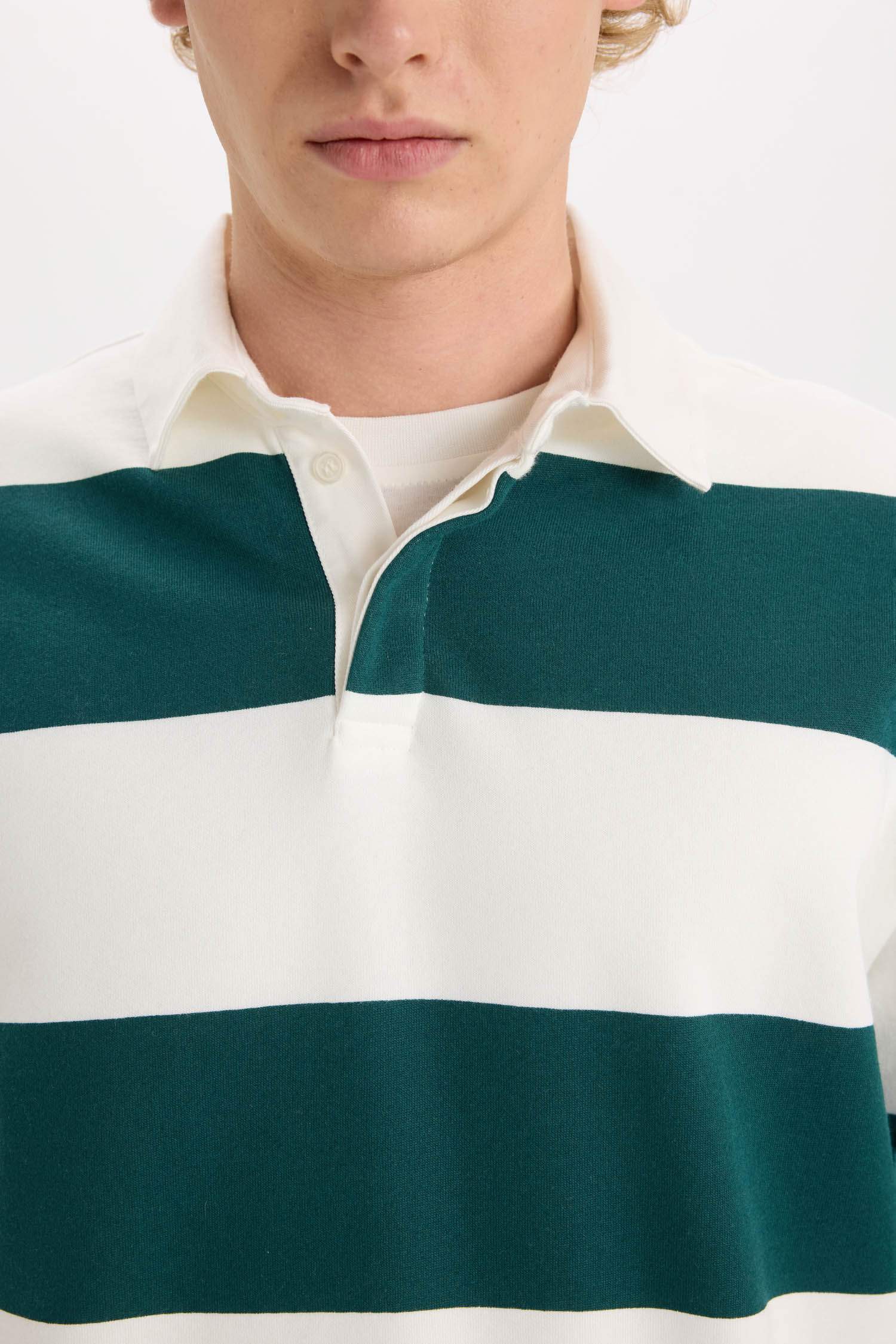 سويت شيرت مخطط أوفر سايز بياقة بولو