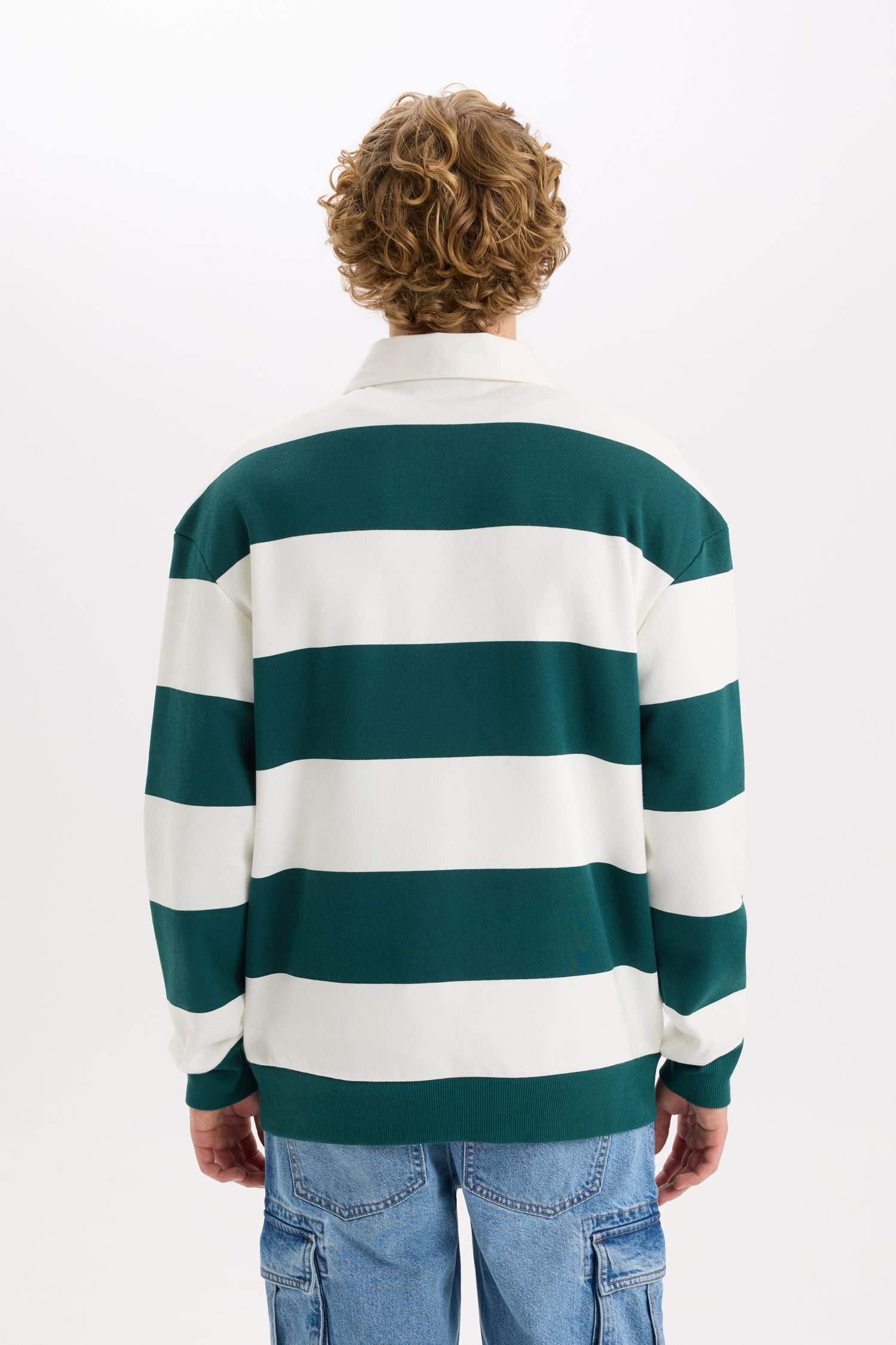 سويت شيرت مخطط أوفر سايز بياقة بولو