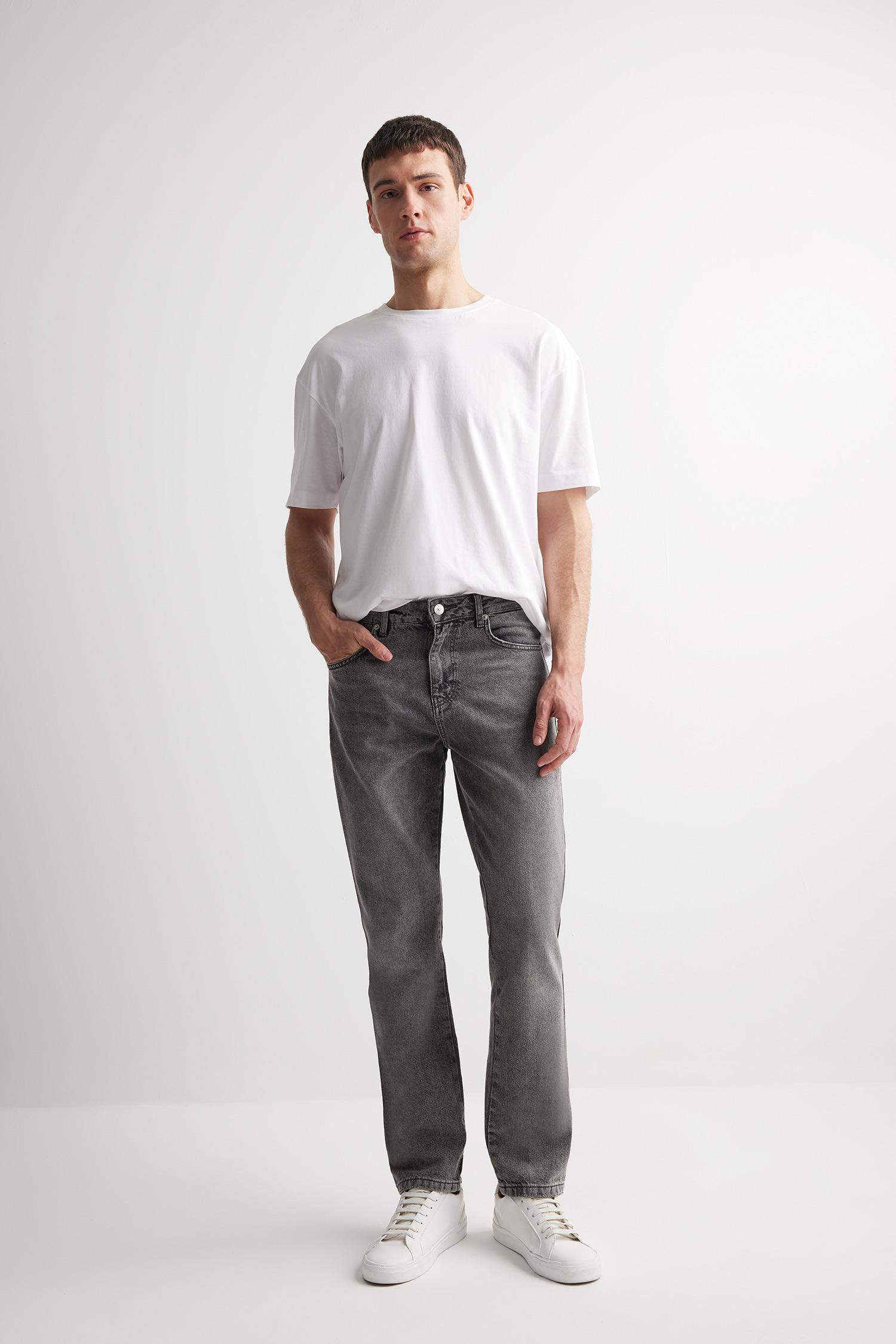 %100 Pamuk Straight Fit Normal Kalıp Normal Bel Boru Paça Jean Pantolon