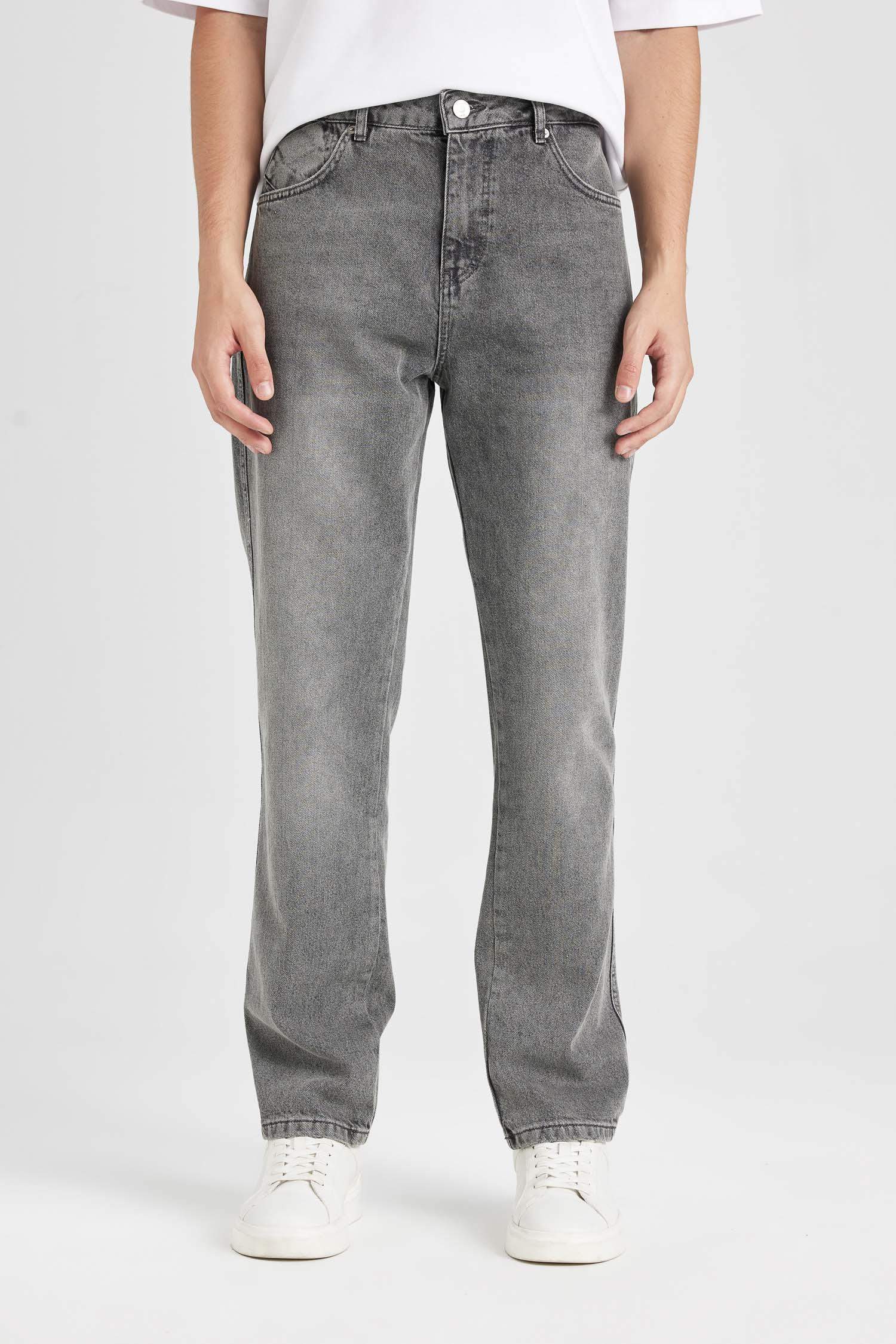 %100 Pamuk Straight Fit Normal Kalıp Normal Bel Boru Paça Jean Pantolon