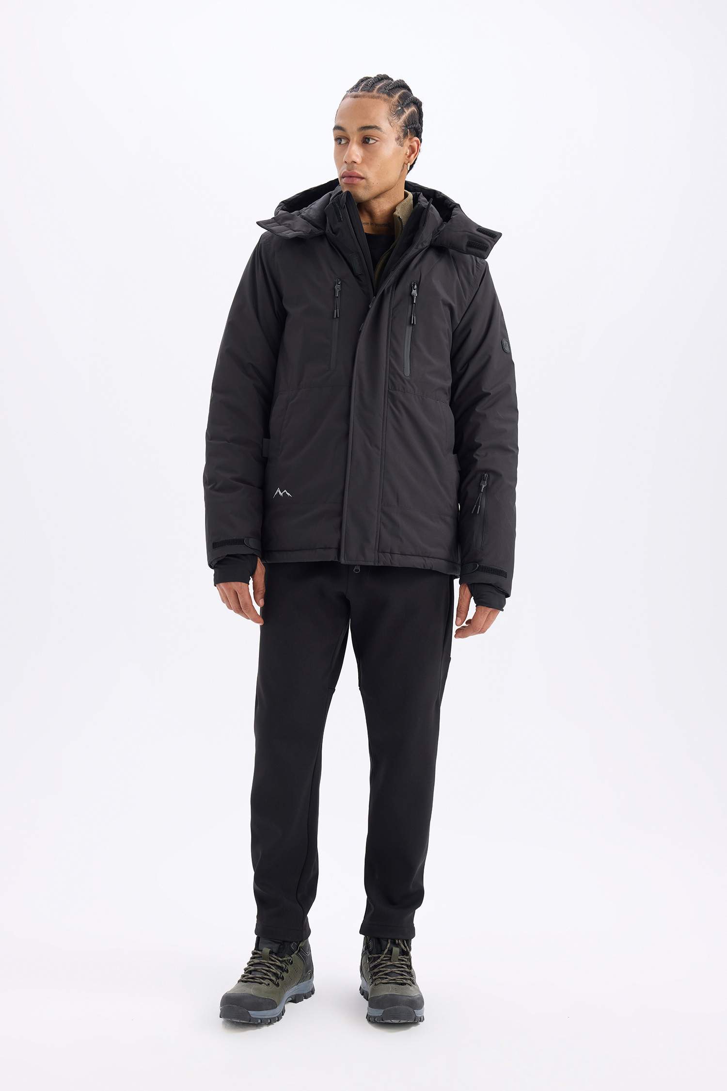 DeFactoFit Su İtici Rüzgar Geçirmez Kapüşonlu Polar Astarlı Ultra Korumalı Sıcak Tutan Kayak Montu