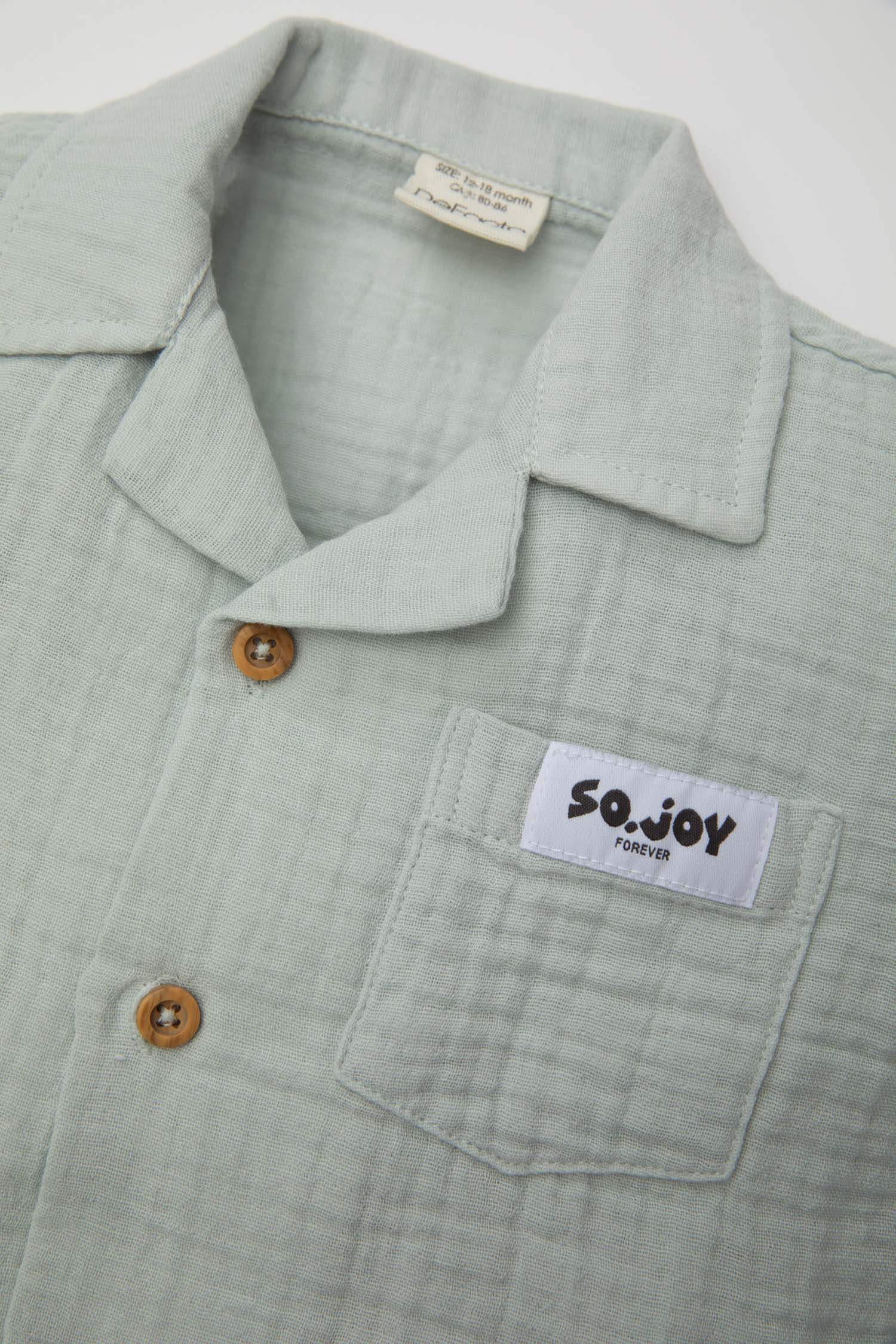 Erkek Bebek Apaş Yaka Müslin Kısa Kollu Gömlek