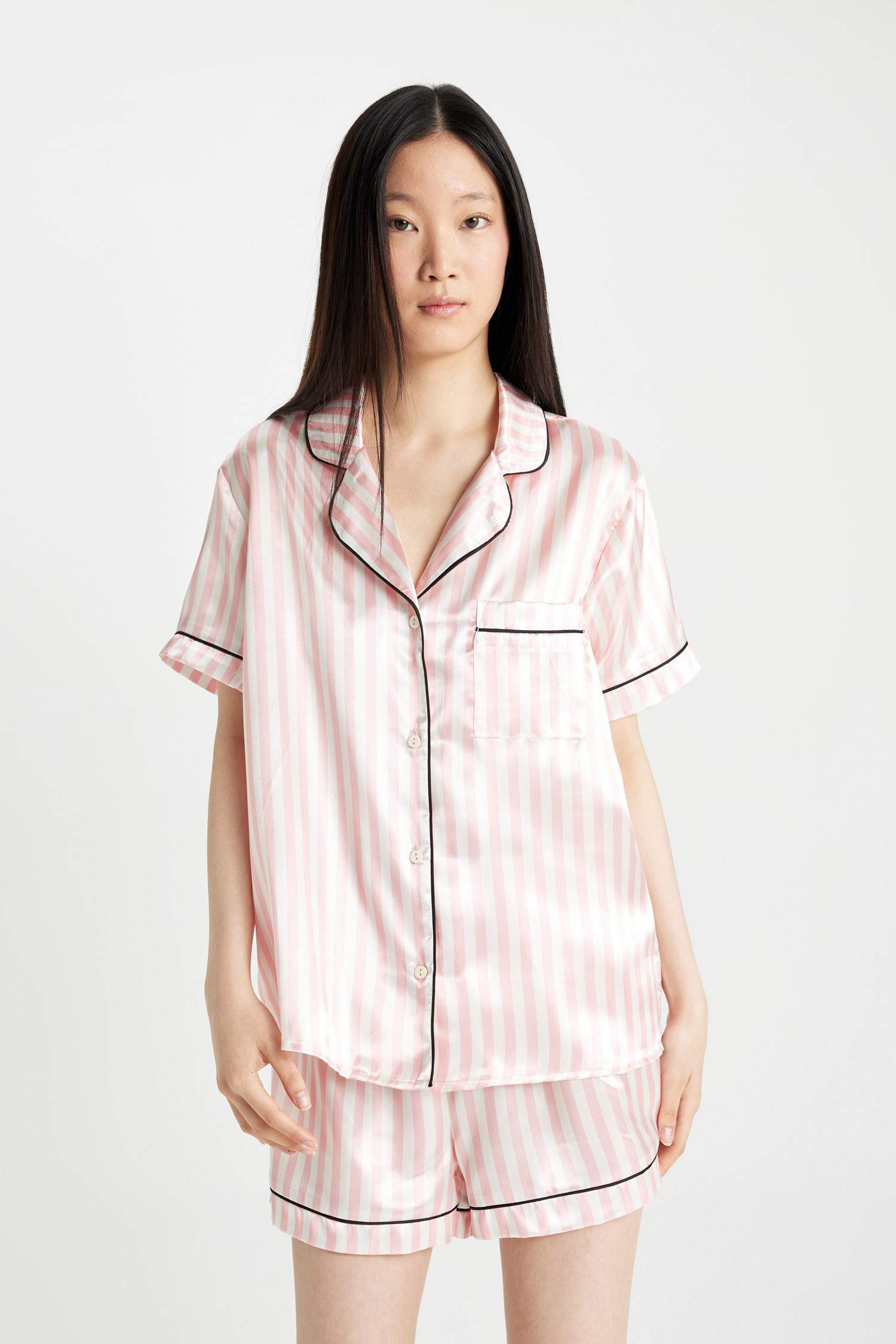 طقم بيجاما ستان قصة عادية من Fall in Love - قطعتين