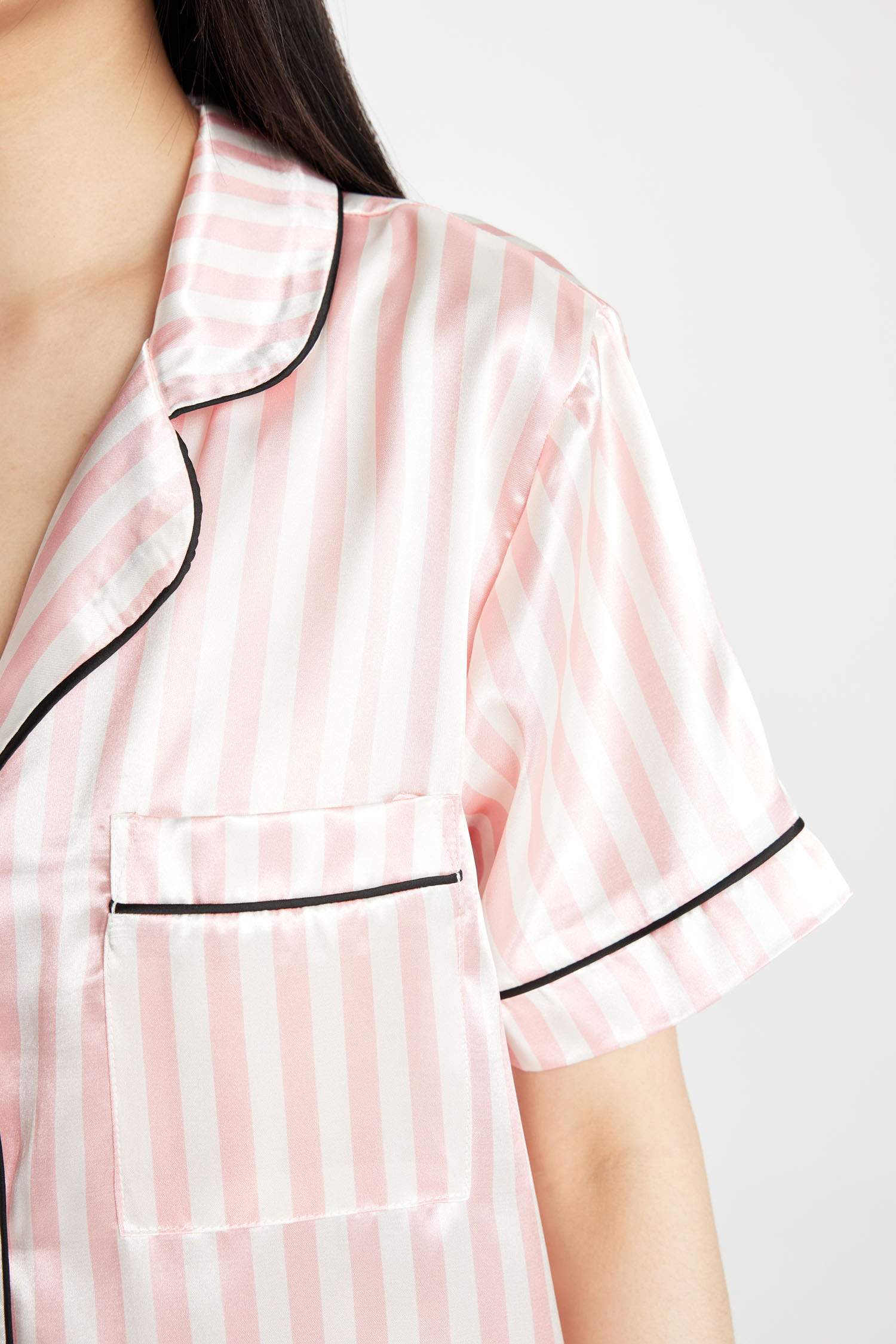 طقم بيجاما ستان قصة عادية من Fall in Love - قطعتين