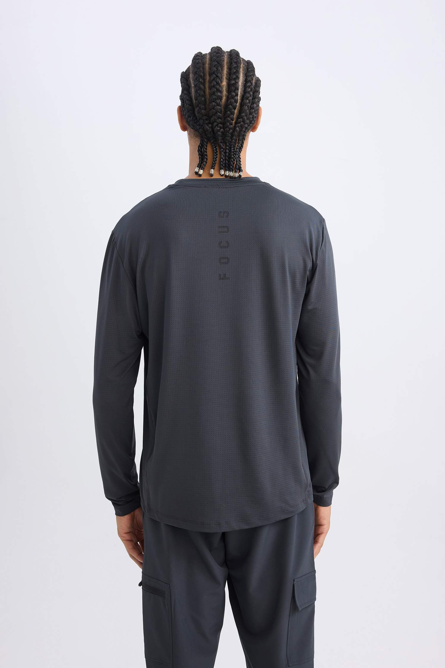 DeFactoFit Standart Fit Bisiklet Yaka Sporcu Uzun Kollu Basic Düz Tişört