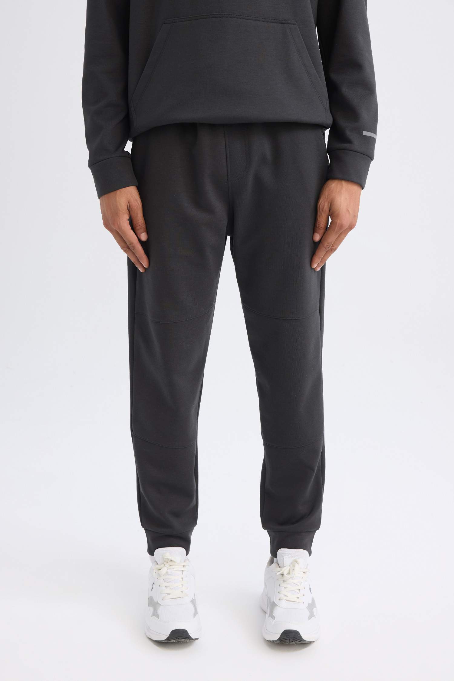 стандарт пішім риб хем скуба Джоггер