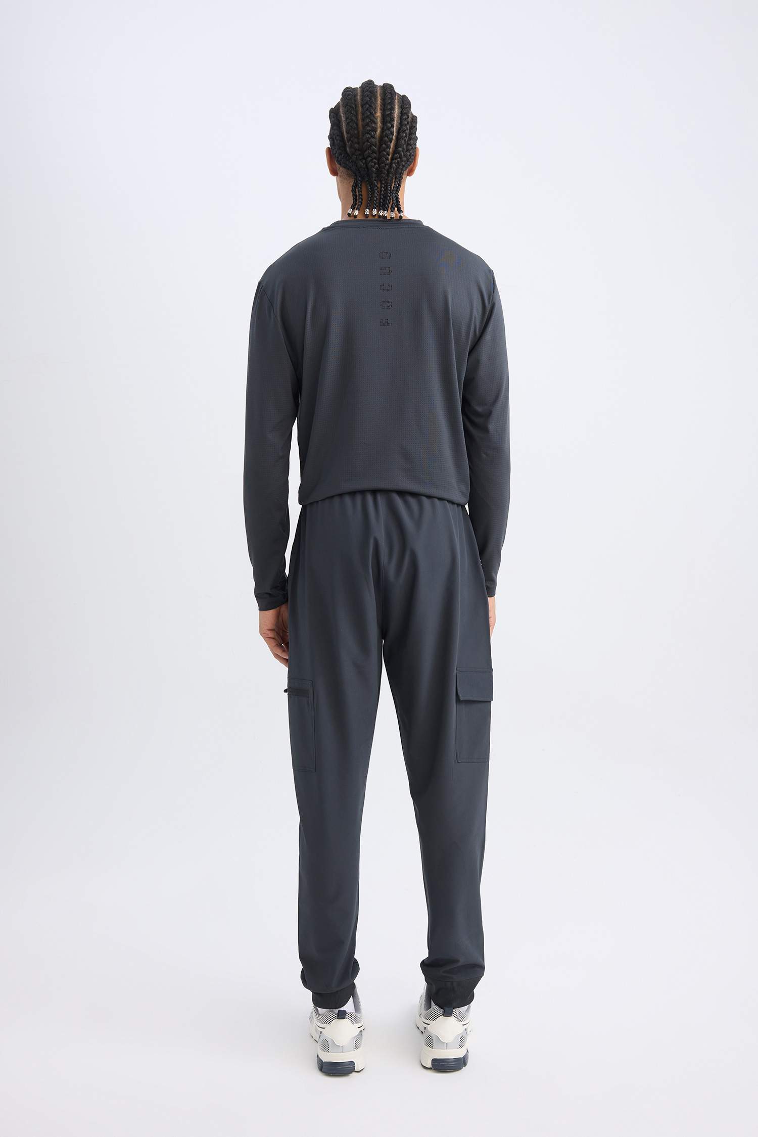 Sporcu Jogger Eşofman Altı Standart Fit Beli Bağcıklı Basic Düz Lastikli Paça Cepli