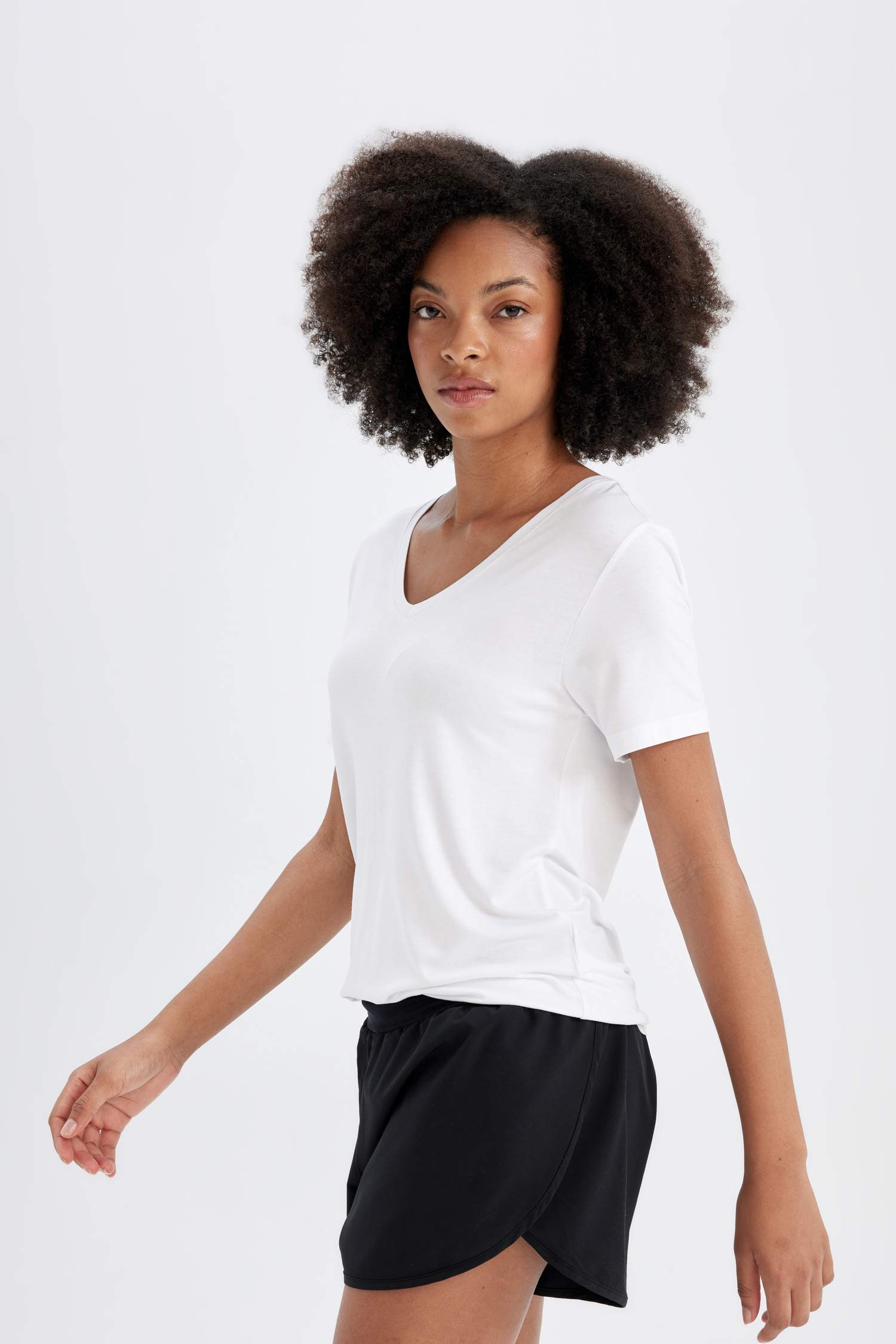 DeFactoFit Standard Fit Crew Neck Sports T-Shirt