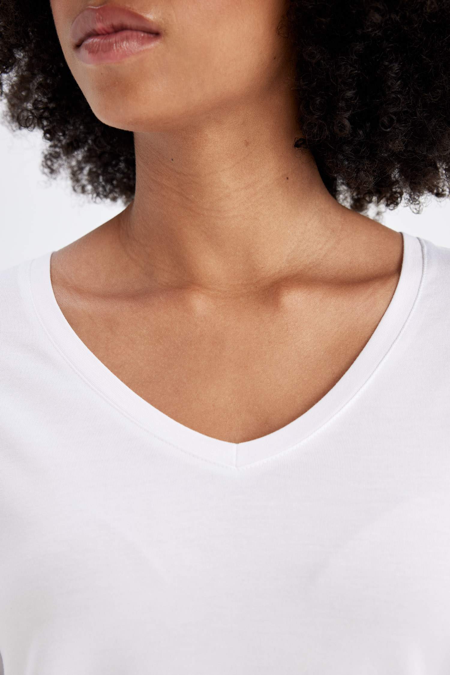 DeFactoFit Standard Fit Crew Neck Sports T-Shirt