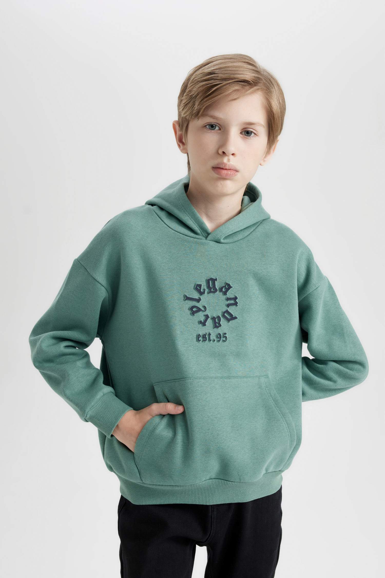 Erkek Çocuk Oversize Geniş Kalıp Kapüşonlu Cepli Sweatshirt