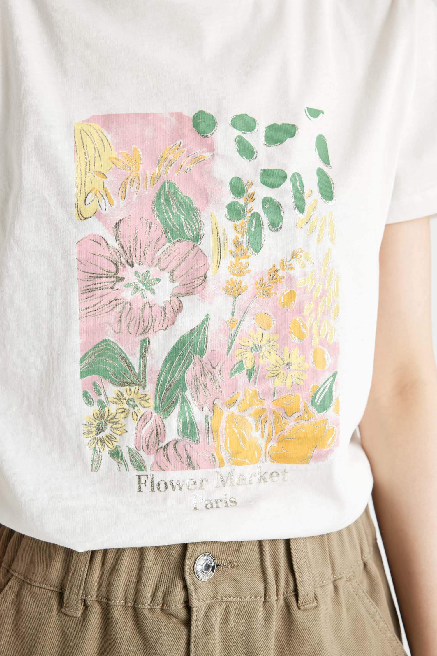 تيشيرت نص كم بنقشة الزهور قصة عادية برقبة مستديرة