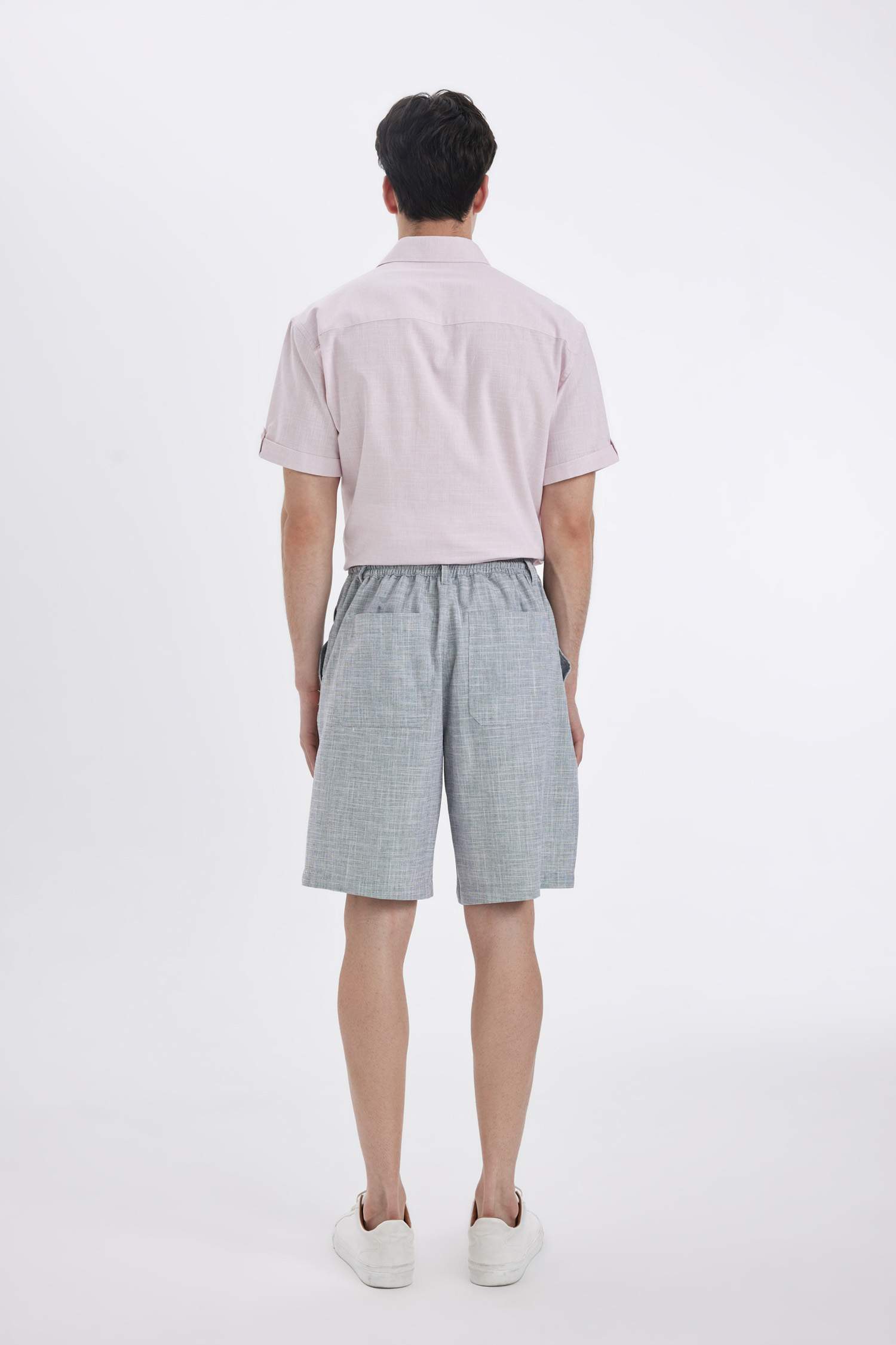 شورت برمودا كارجو برجل عادي