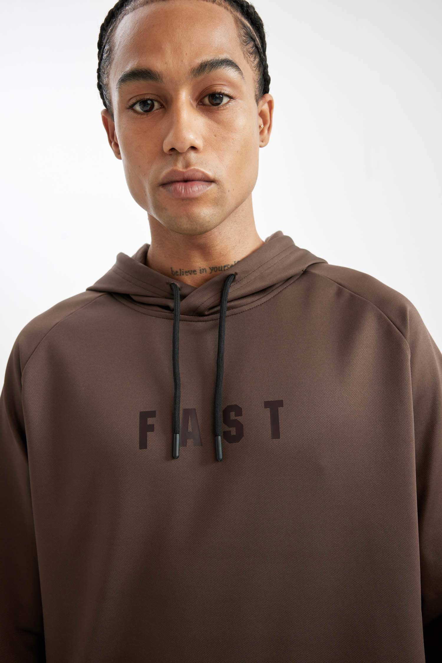 DeFactoFit Standart Fit Kapüşonlu Cepli Skuba Dalgıç Kumaş Sporcu Sweatshirt