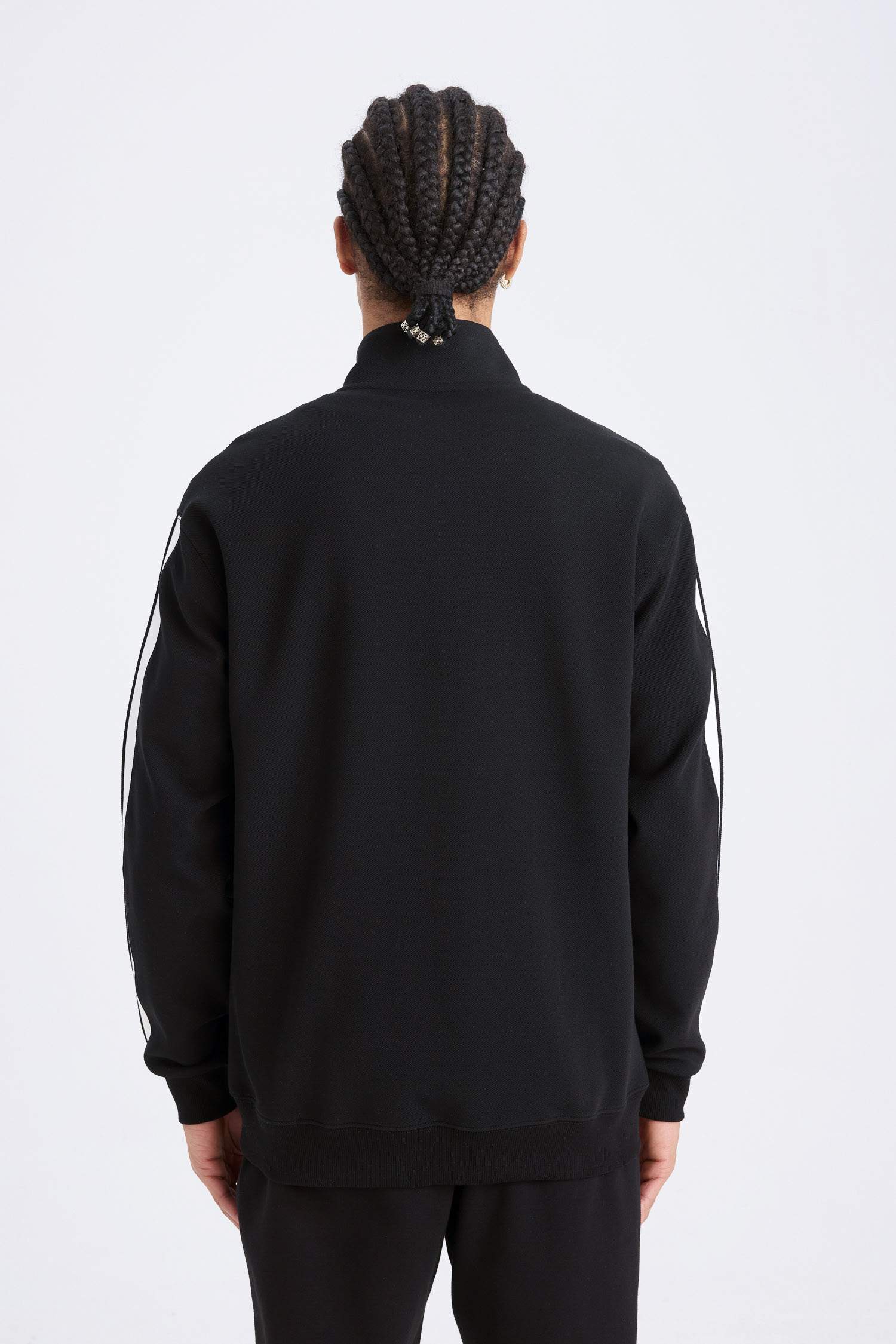 Standart Fit Dik Yaka Fermuarlı Sporcu Sweatshirt