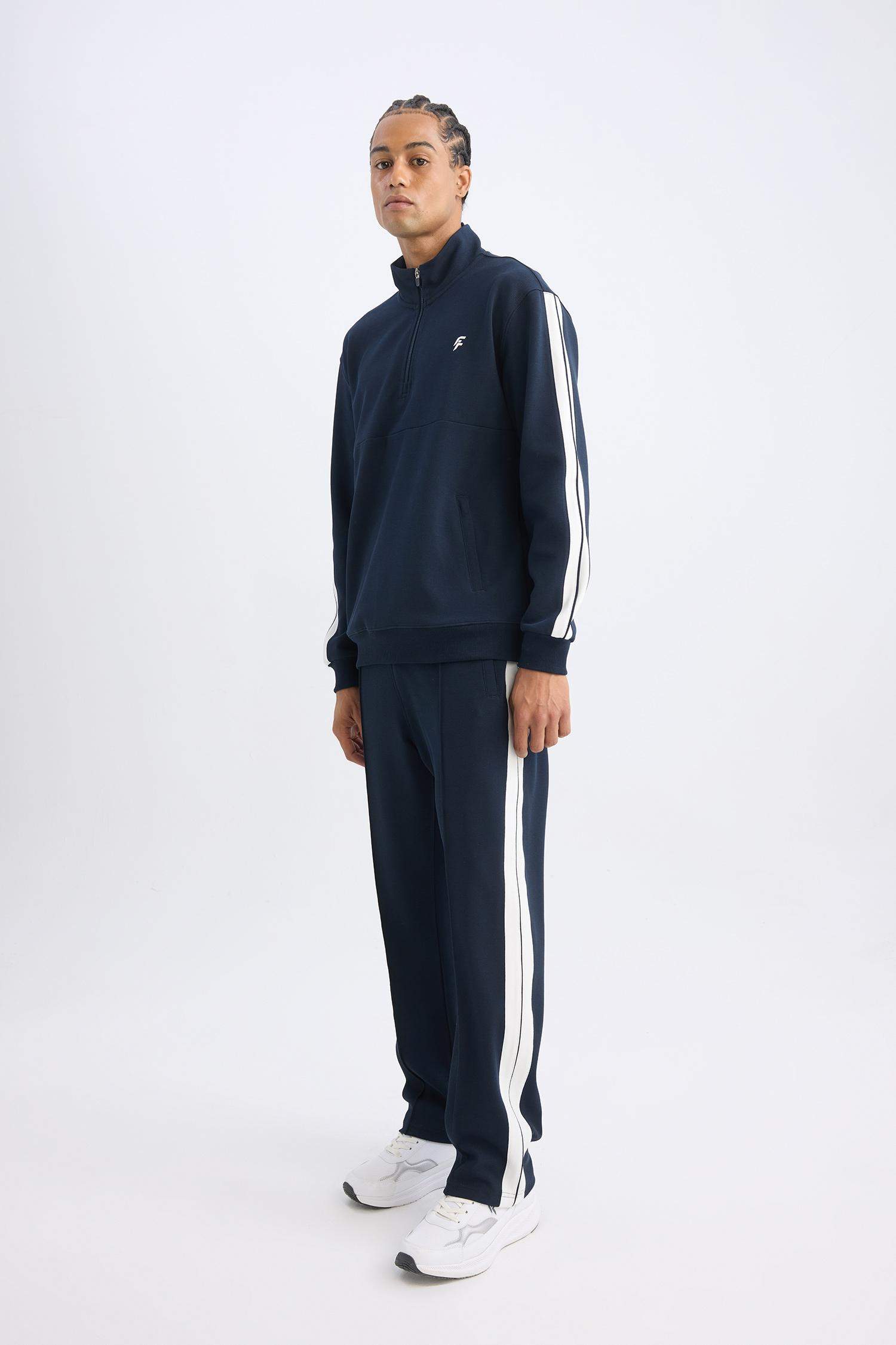 стандарт пішім стандарт етек Джоггер