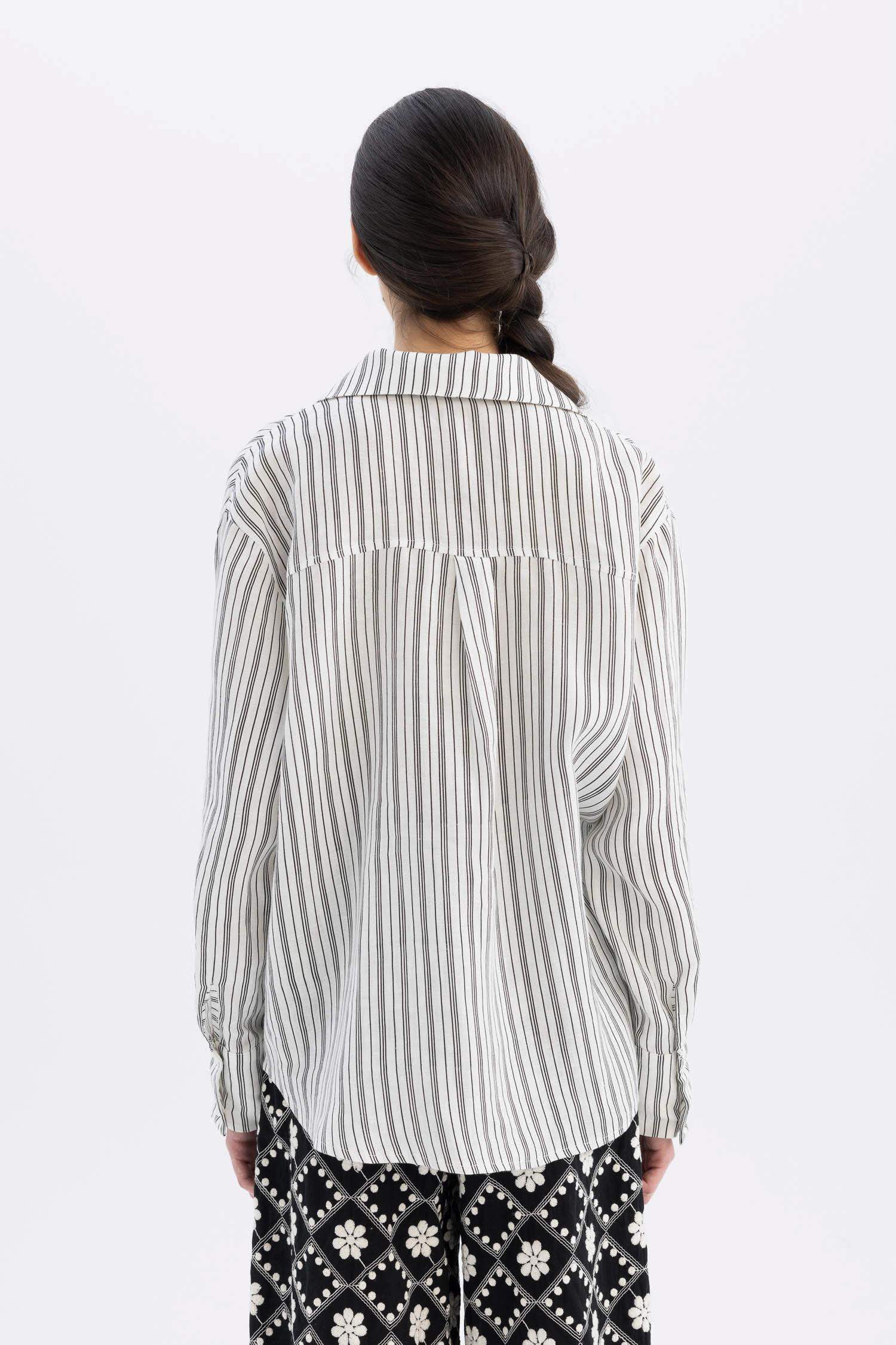 Lug Von Siga x DeFacto %100 Keten Oversize Çizgili Uzun Kollu Gömlek