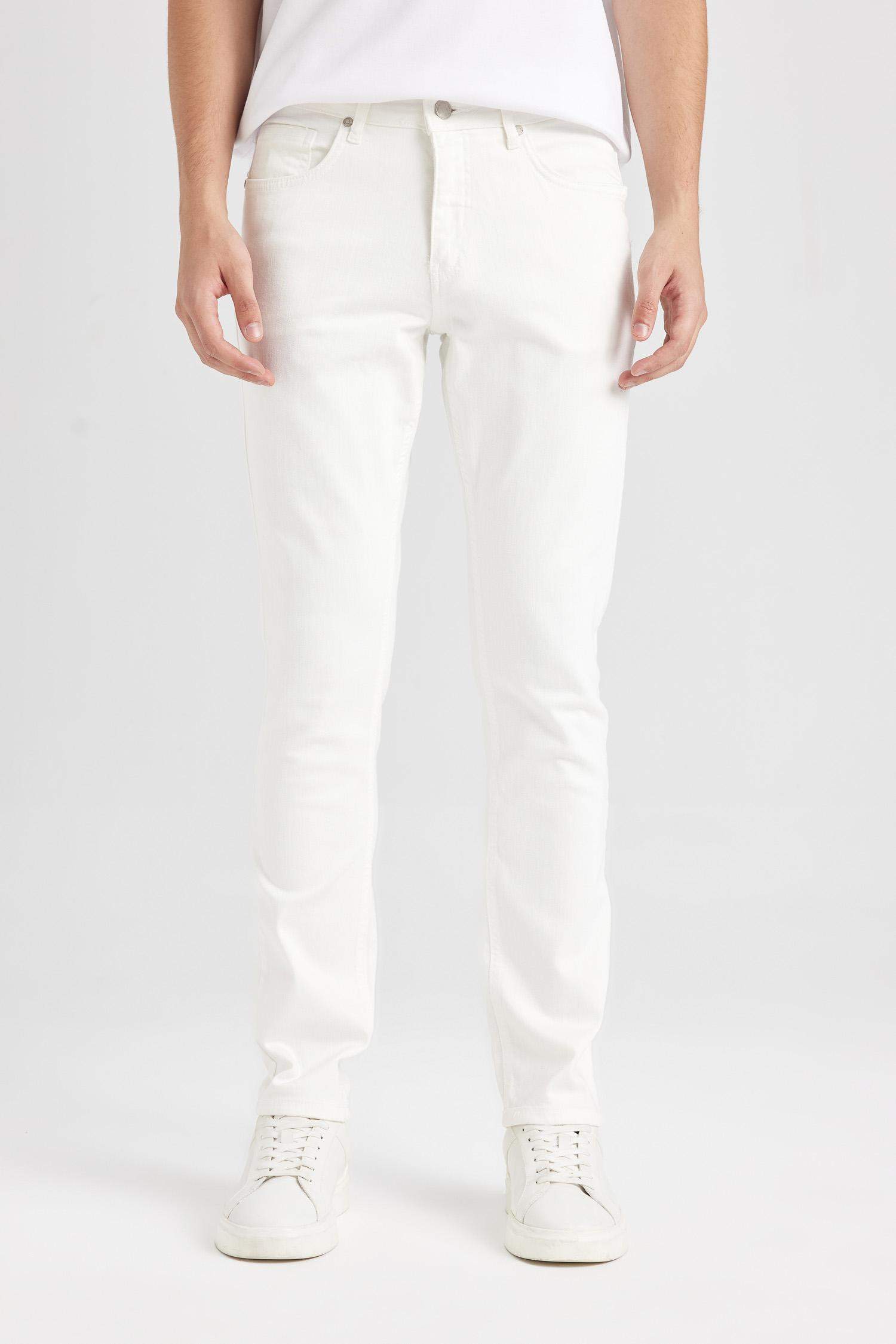 Pedro Slim Fit Normal Waist Narrow Leg Jeans