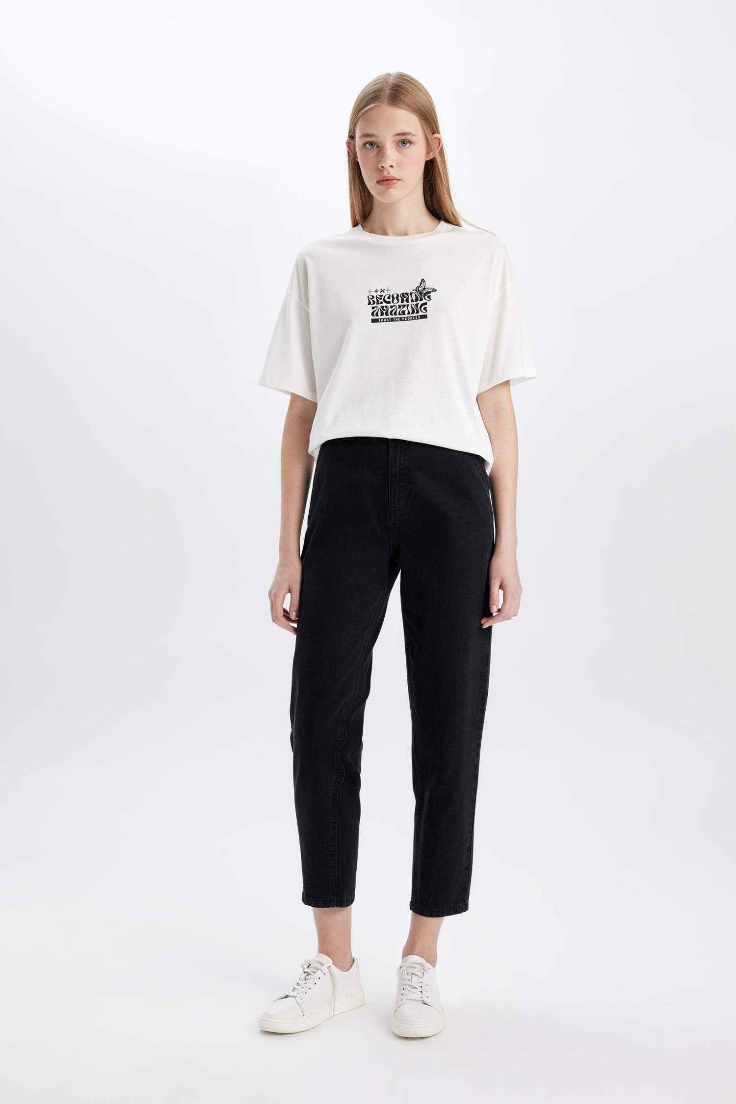 Oversize Geniş Kalıp Bisiklet Yaka Baskılı Kısa Kollu Tişört