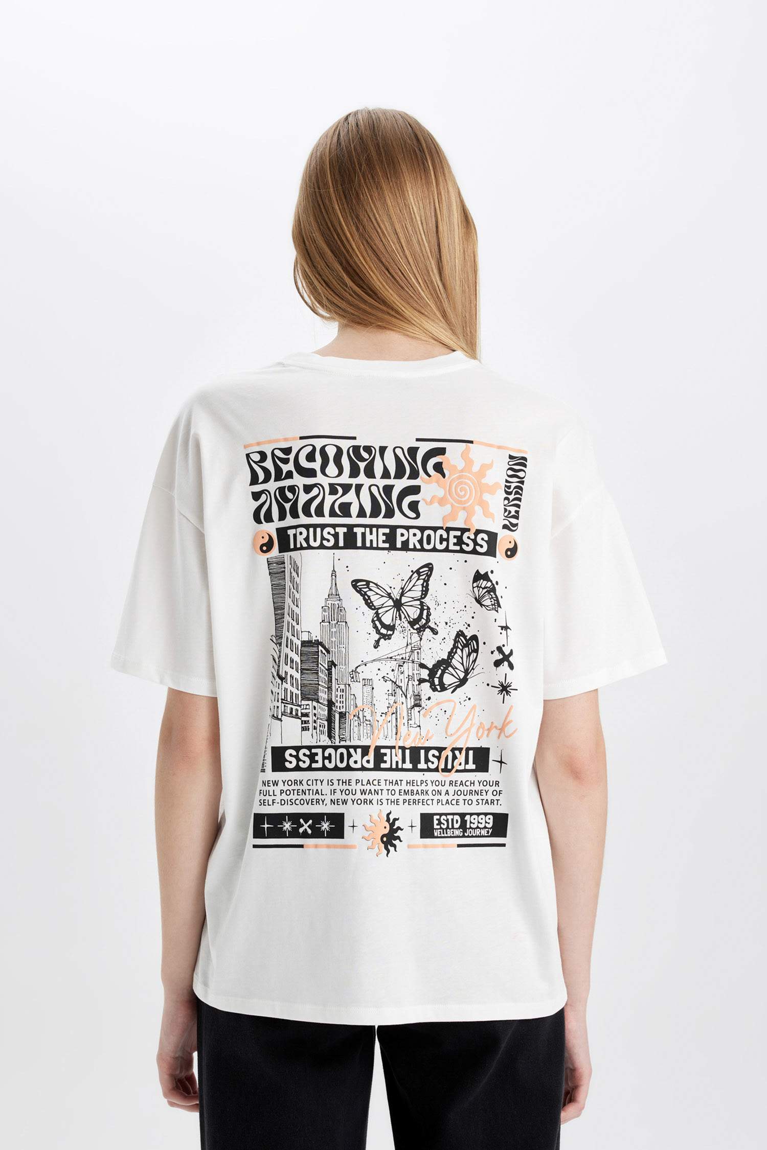 Oversize Geniş Kalıp Bisiklet Yaka Baskılı Kısa Kollu Tişört