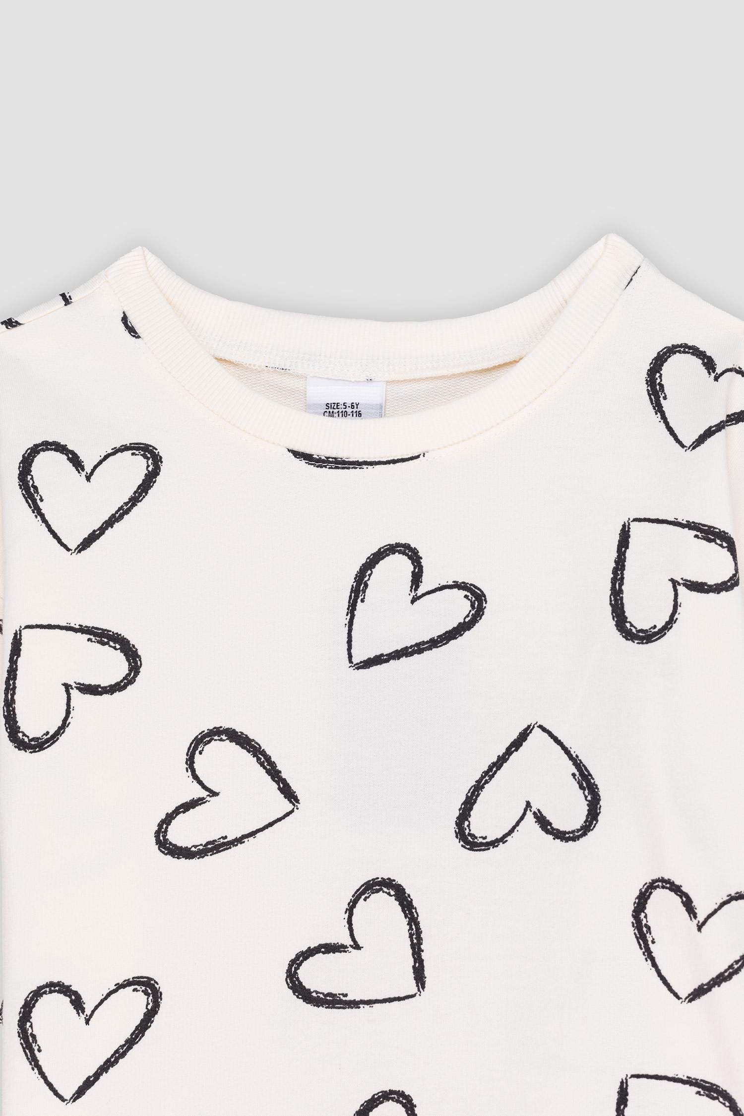 Baby Girl Heart Patterned 2 Piece Set