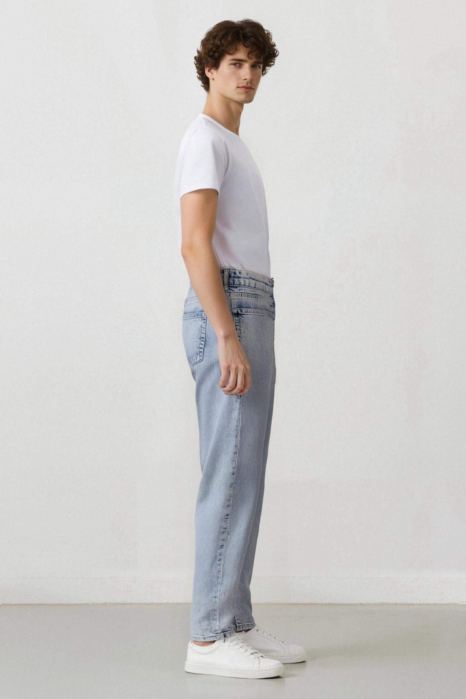 Slim Tapered Fit Dar Kalıp Normal Bel Daralan Paça Jean Pantolon