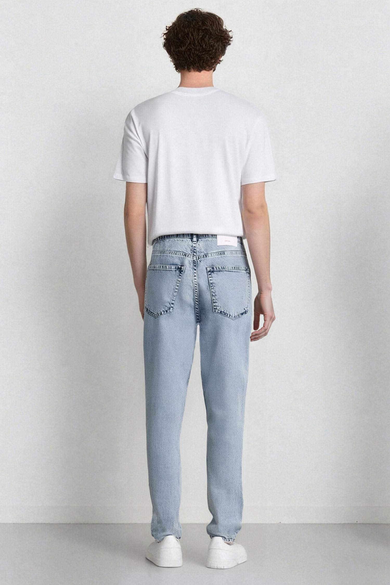 Slim Tapered Fit Dar Kalıp Normal Bel Daralan Paça Jean Pantolon