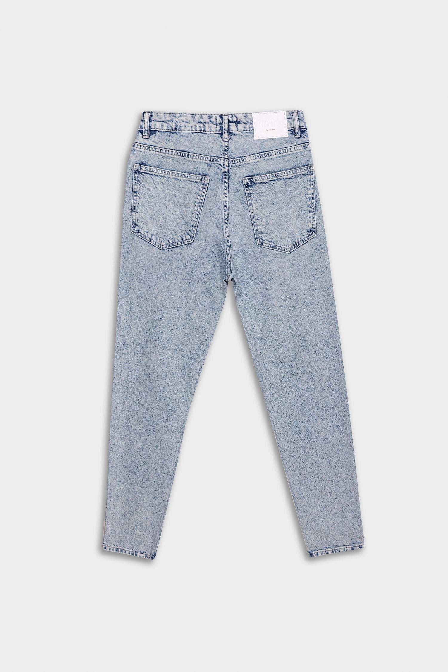 Slim Tapered Fit Dar Kalıp Normal Bel Daralan Paça Jean Pantolon