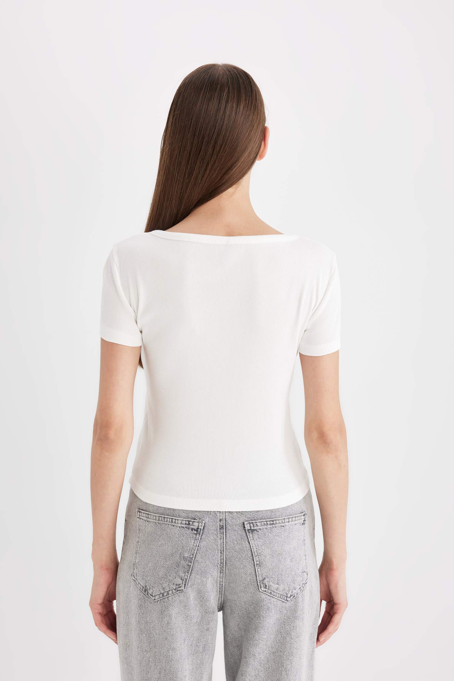 Slim Fit Dar Kesim Bisiklet Yaka Fitilli Kaşkorse Kısa Kollu Tişört