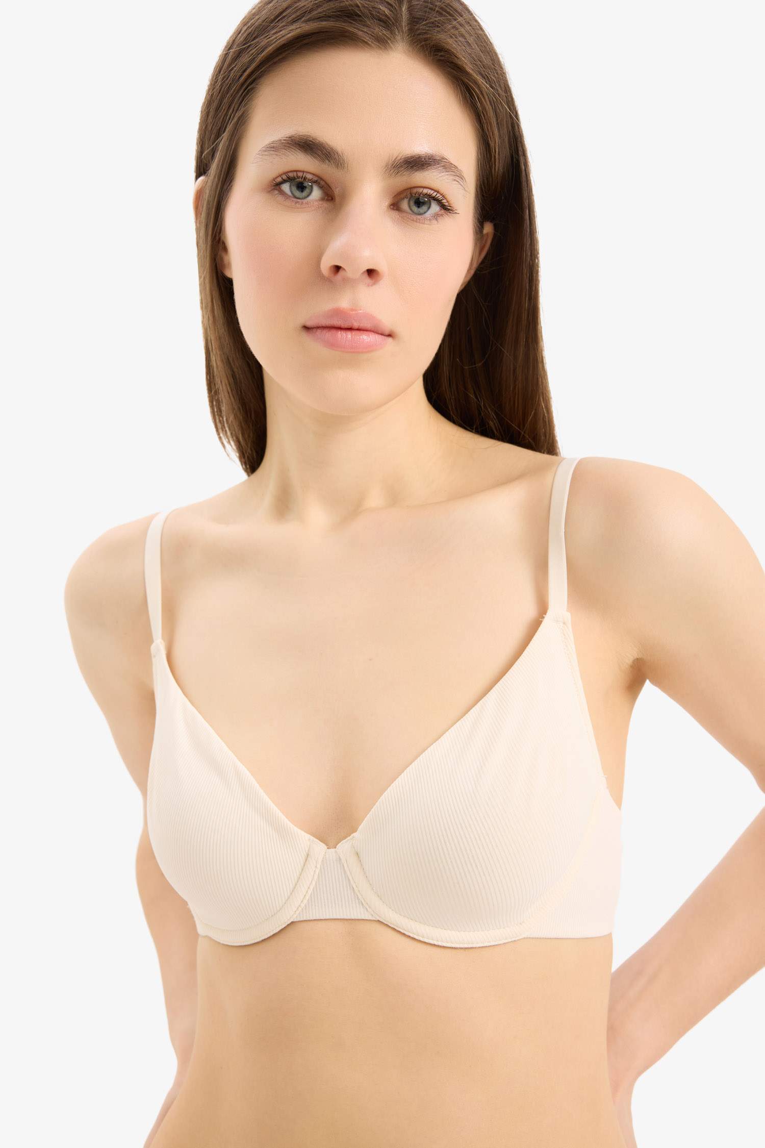 Telli Pedsiz Bra-Fall in Love