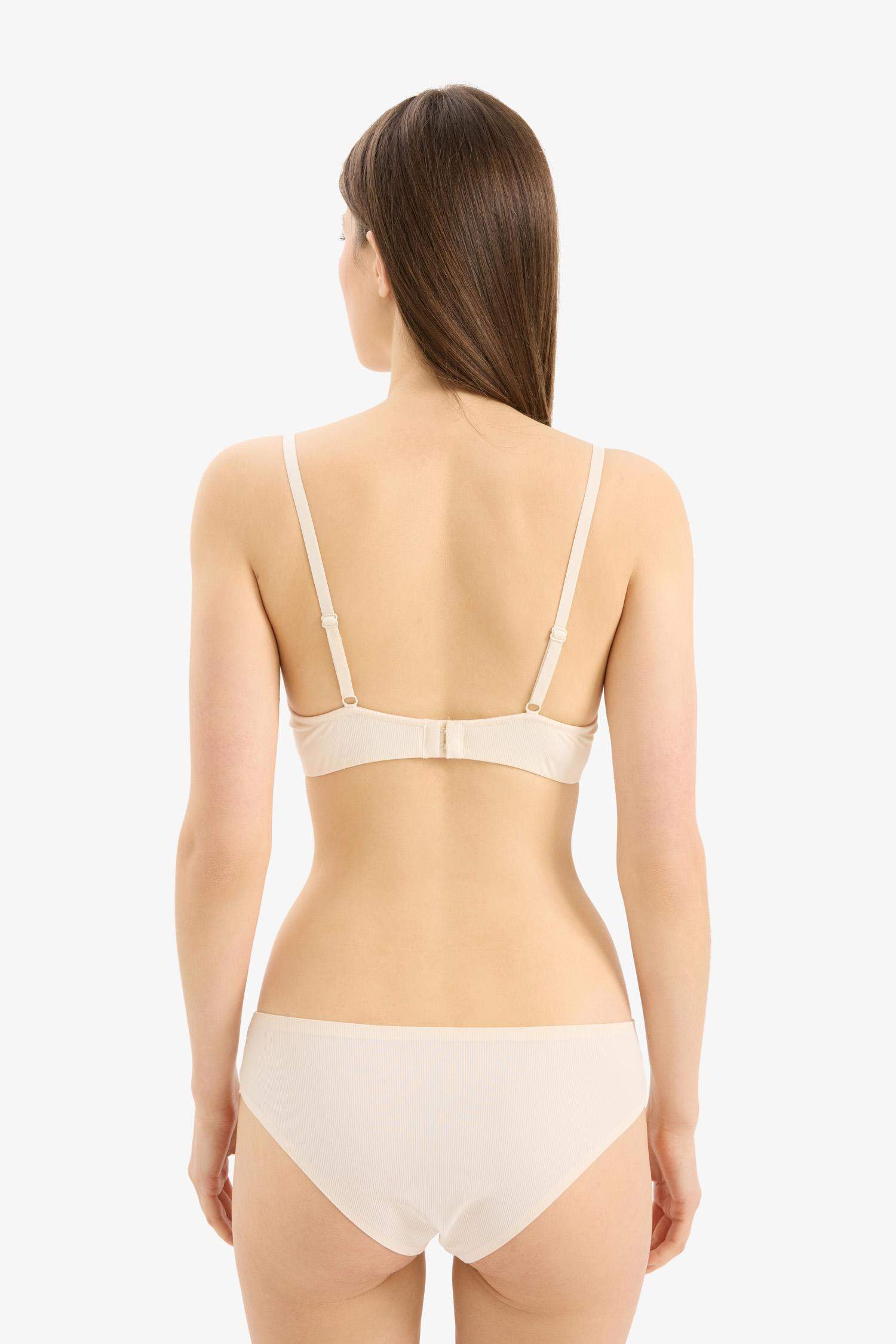 كلوت مضلع سليب من Fall in Love