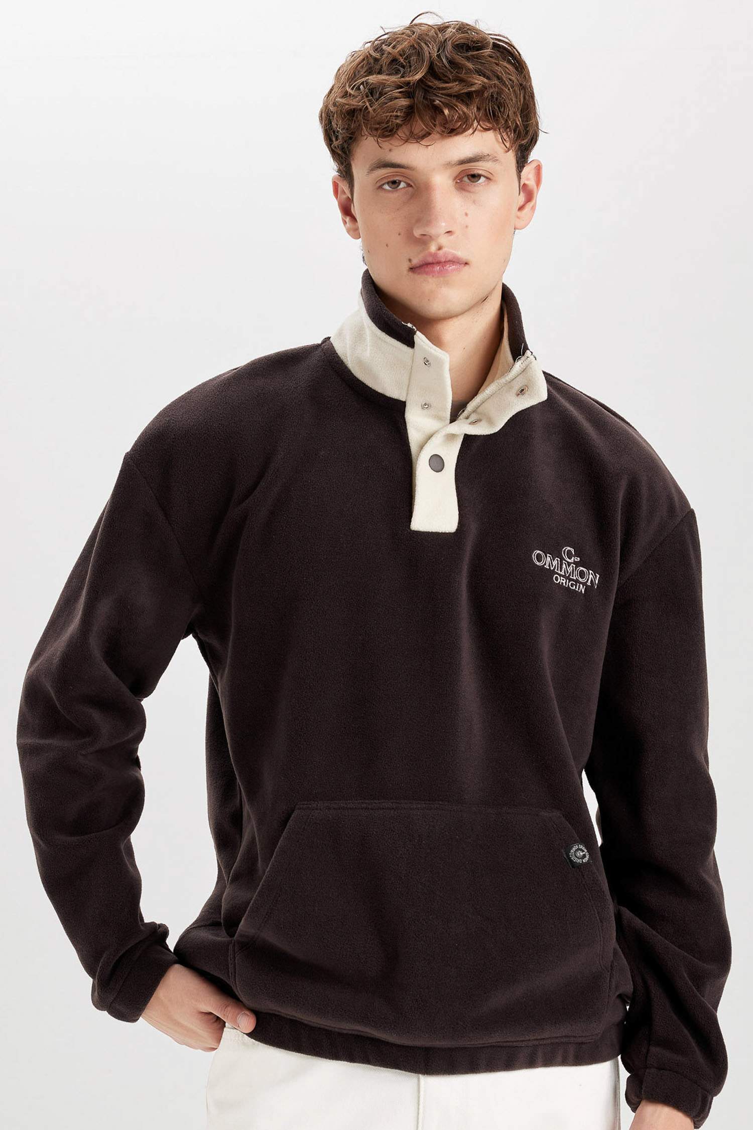 Boxy Fit Snap Closure Stand Collar Polar Sweatshirt