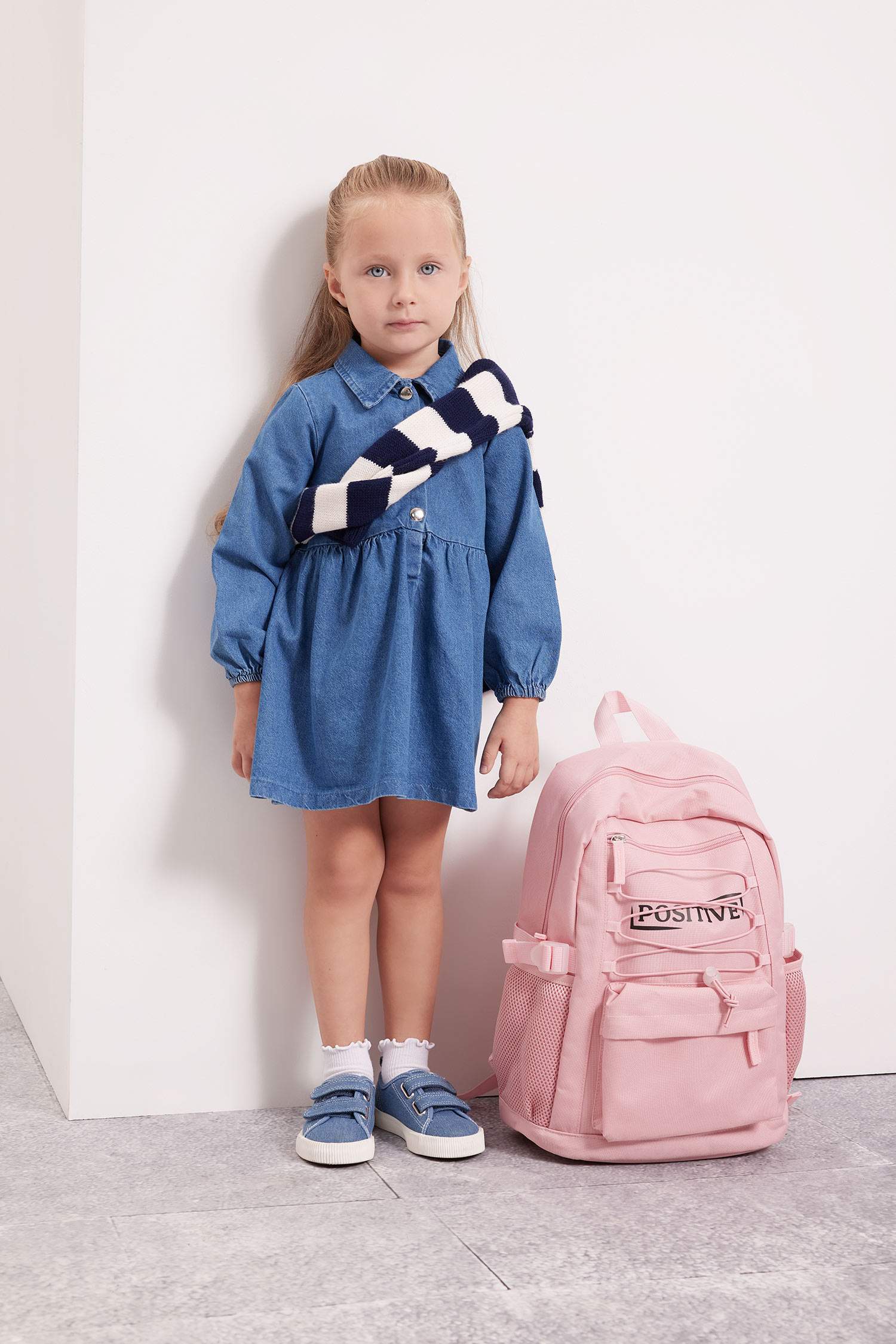 فستان جينز بناتي قصة عادية ردن طويل بياخة كبيرة