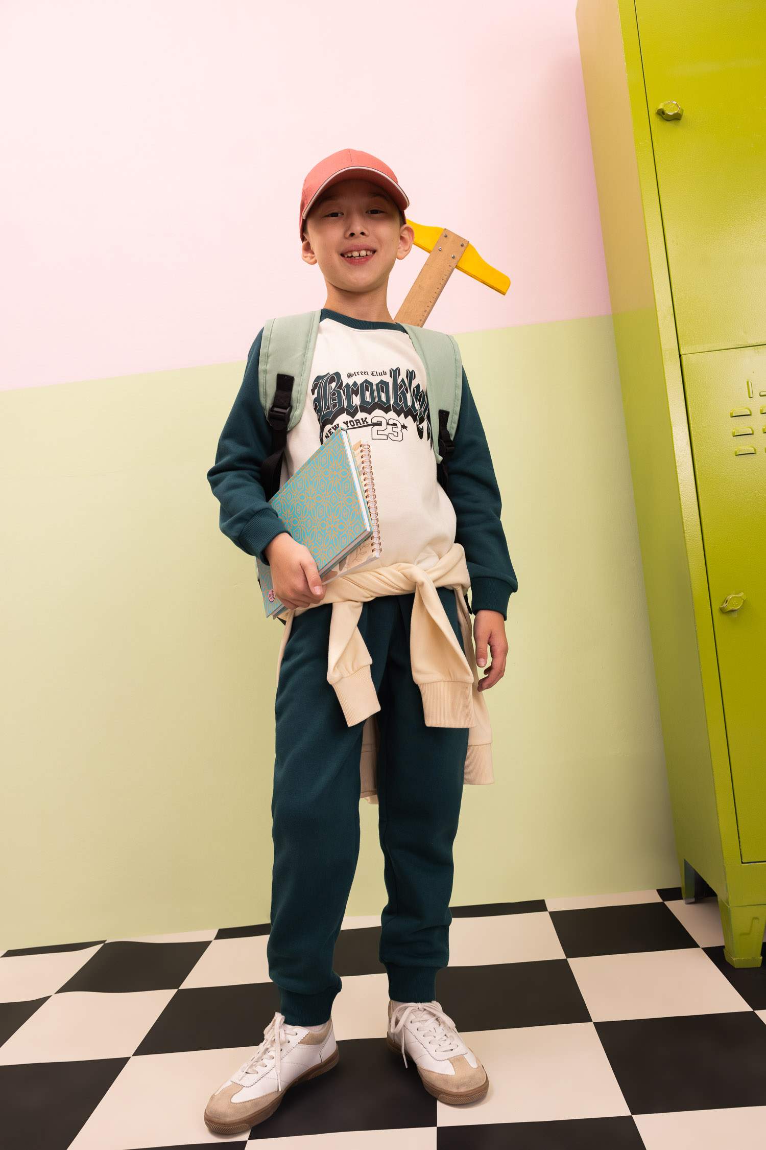 Boy Printed Sweatshirt Sweatpants 2 Piece Set