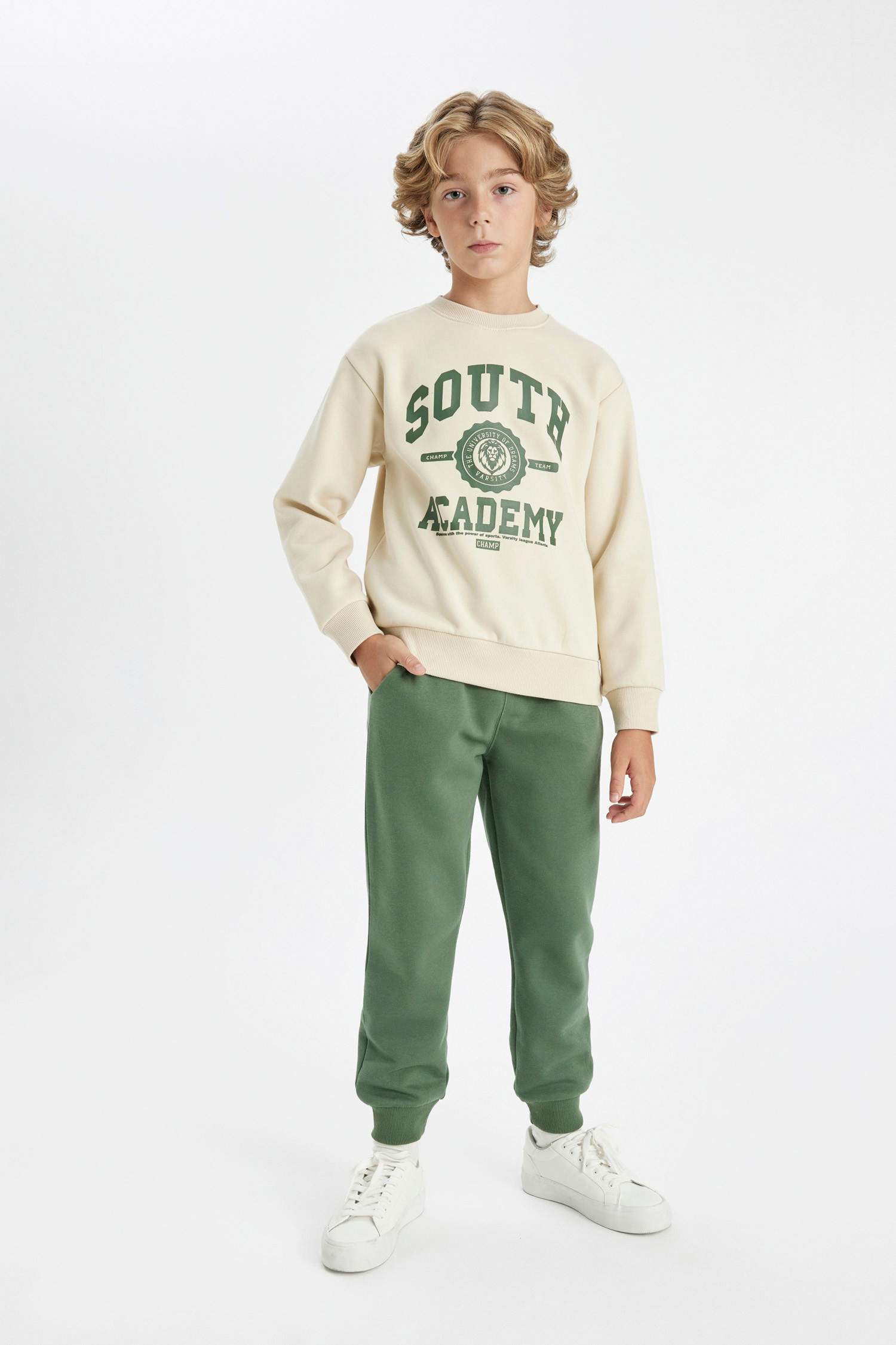 Boy Printed Sweatshirt Sweatpants 2 Piece Set