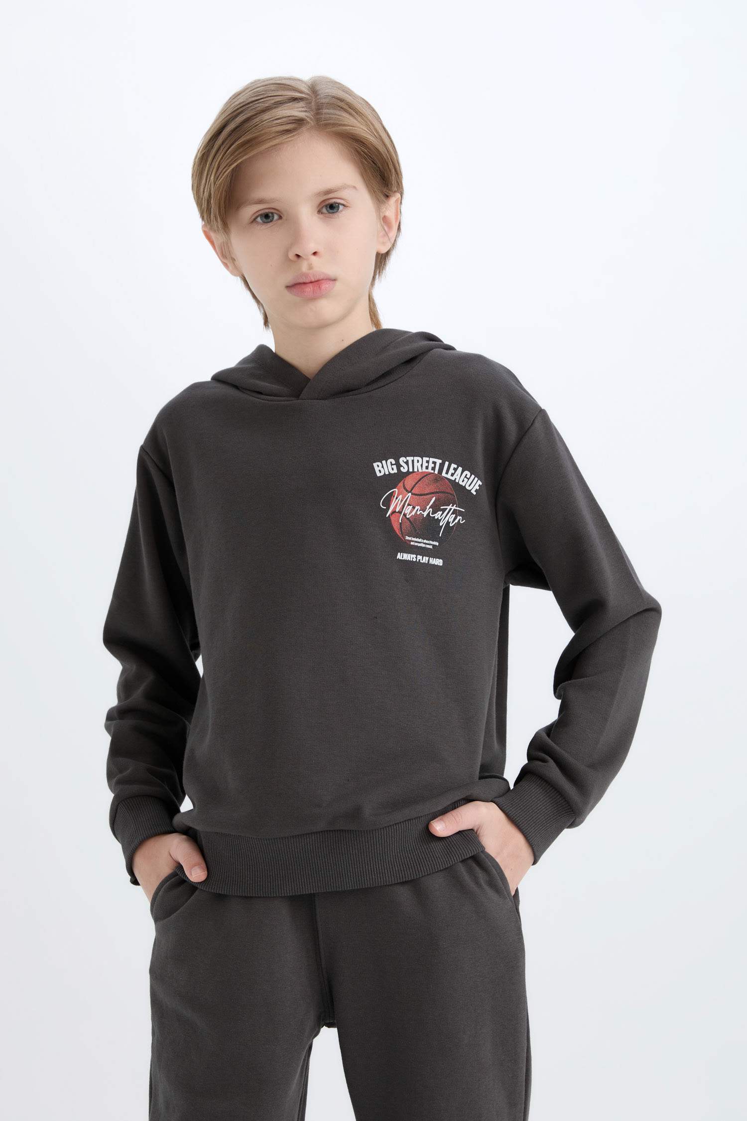 Erkek Çocuk 2'li Takım Kapüşonlu Baskılı Sweatshirt Beli Lastikli Eşofman Altı