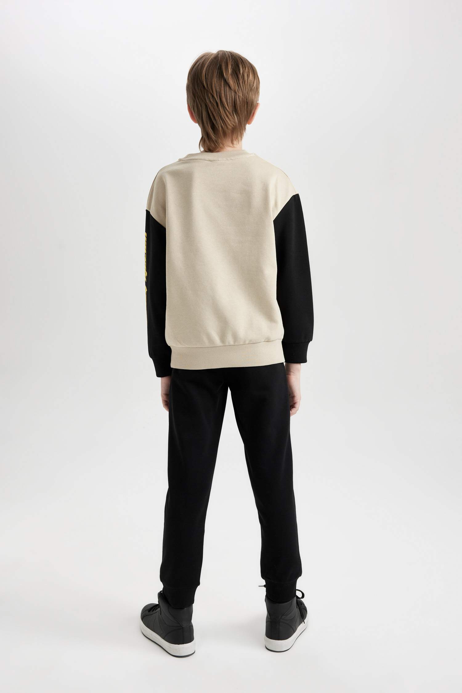 Erkek Çocuk 2'li Takım Baskılı Sweatshirt Beli Lastikli Jogger Eşofman Altı