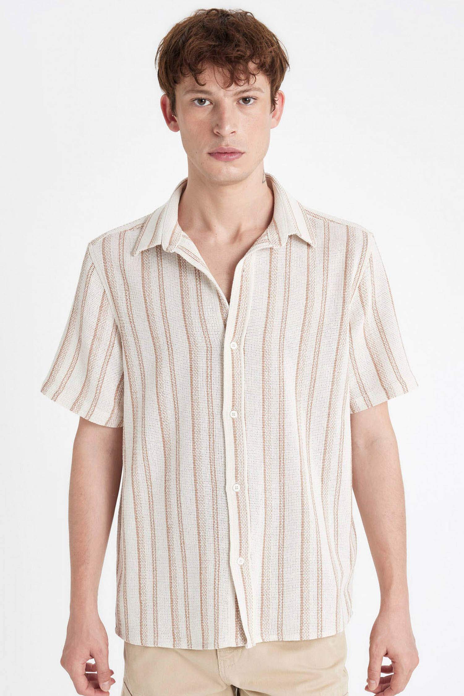 قميص مخطط نص ردن قصة عادية