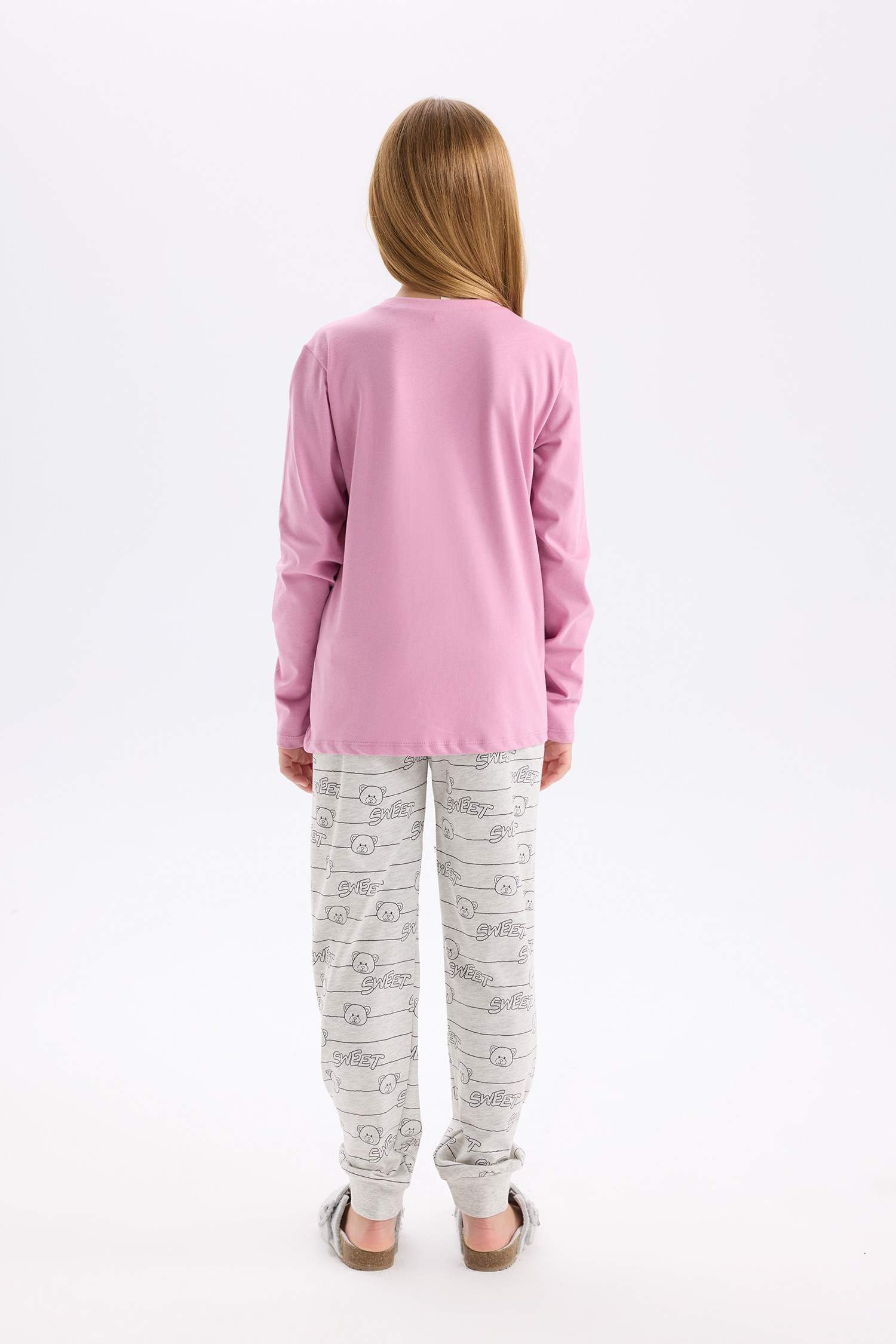 طقم بيجاما بناتي بينك قصة عادية - قطعتين