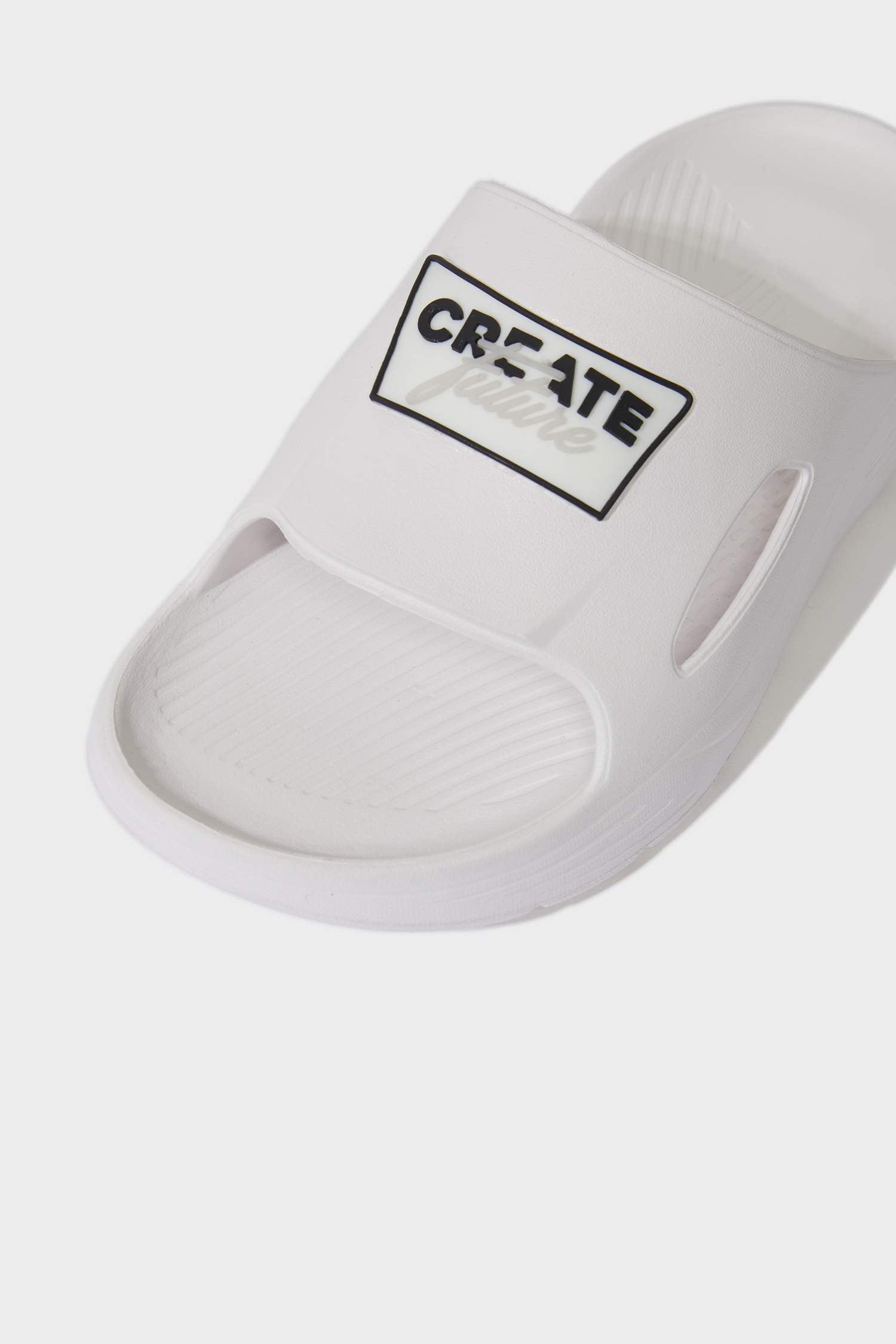 شبشب رجالي إيفا بكعب عالي