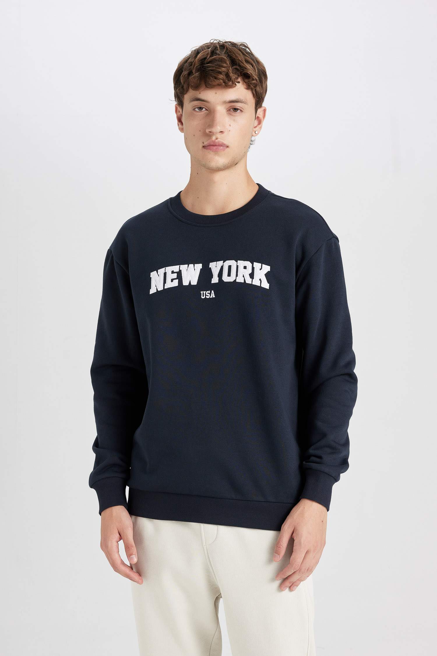 Relax Fit Bisiklet Yaka Baskılı Kalın Sweatshirt