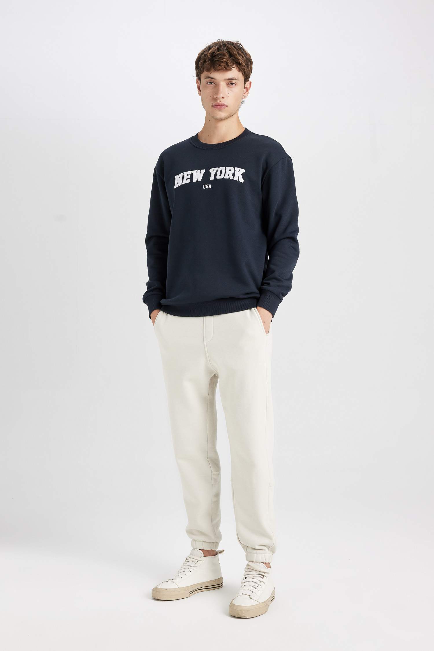 Relax Fit Bisiklet Yaka Baskılı Kalın Sweatshirt