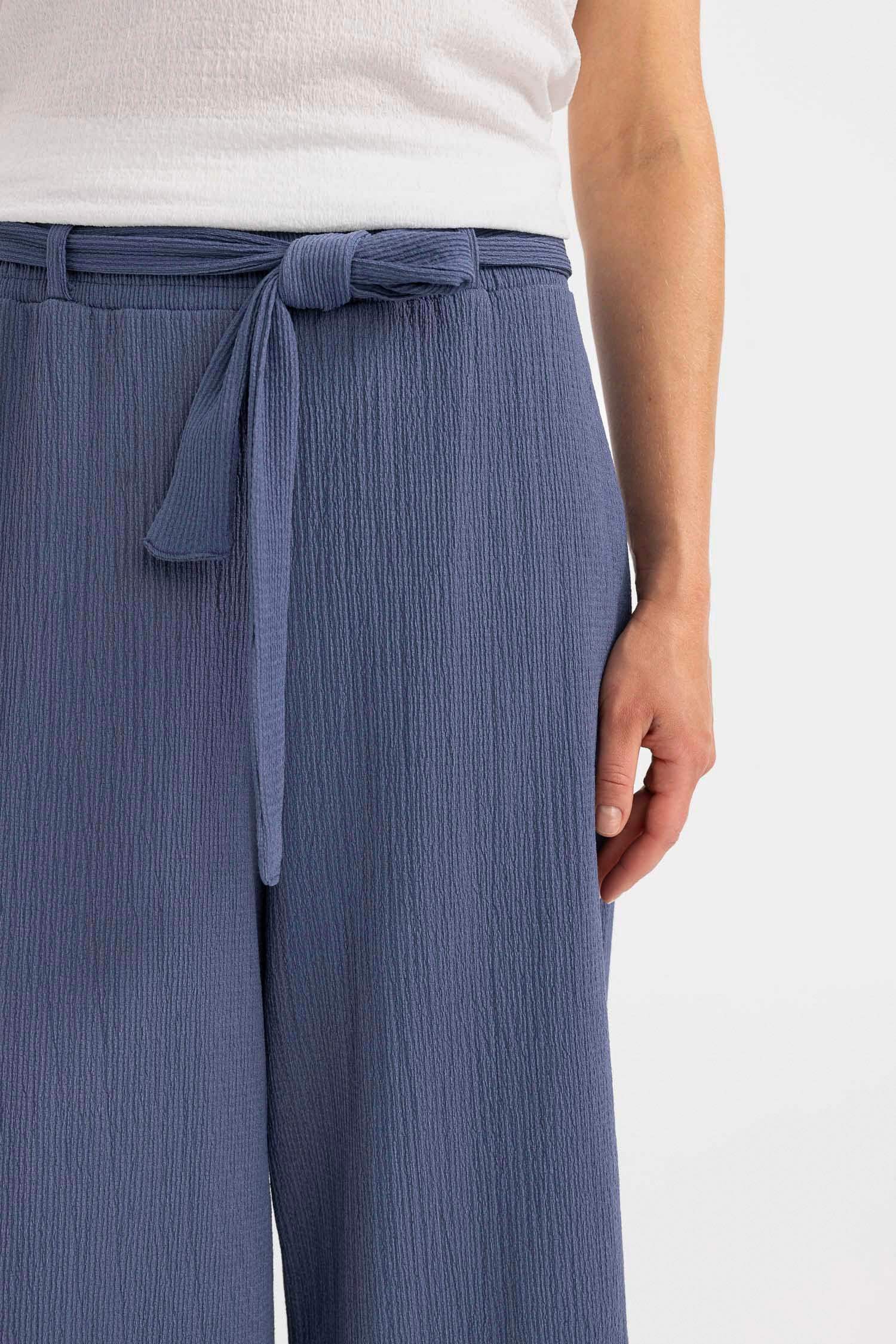 Culotte Fit Wide Leg Capri