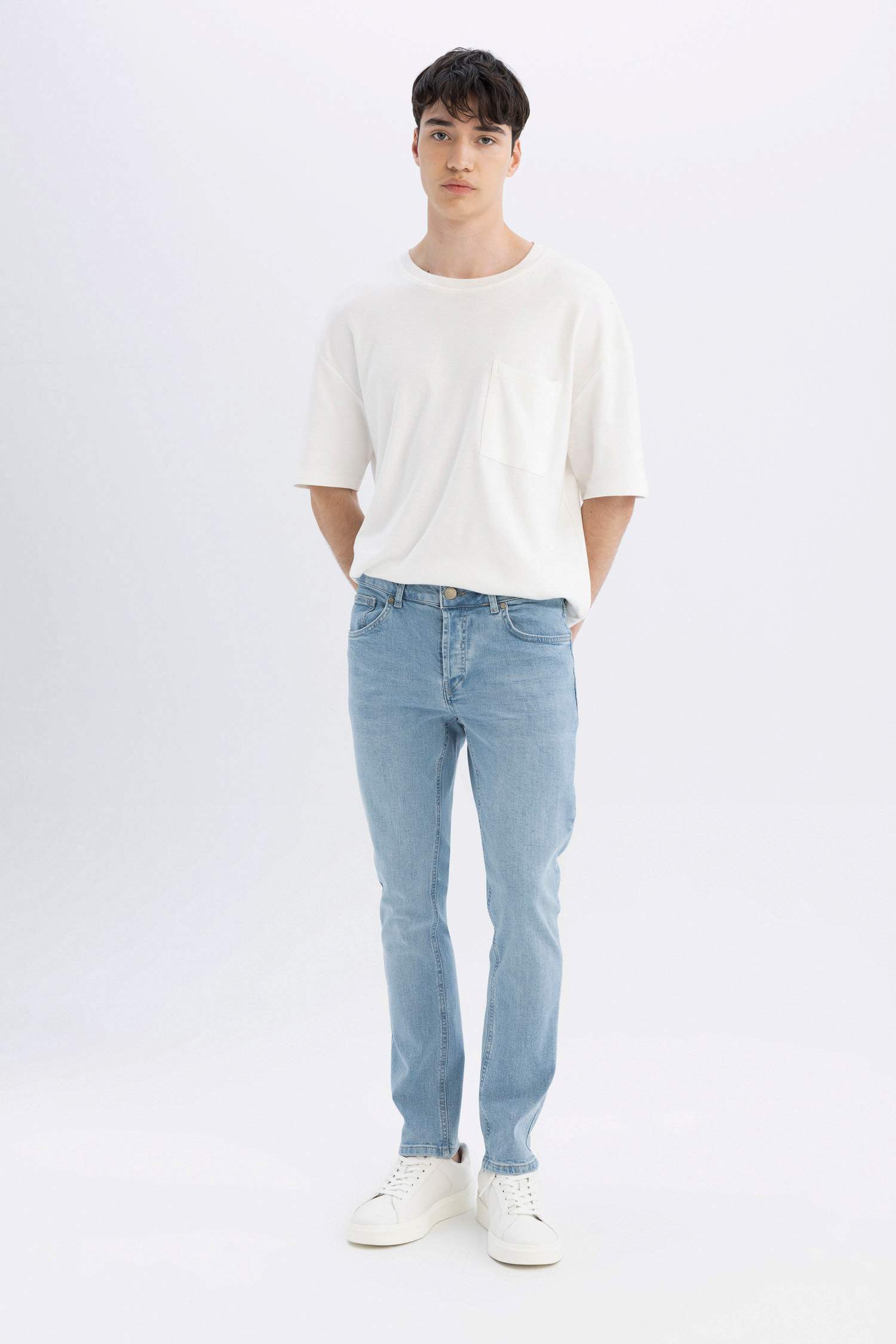 سروال جينز بيدرو سليم فيت